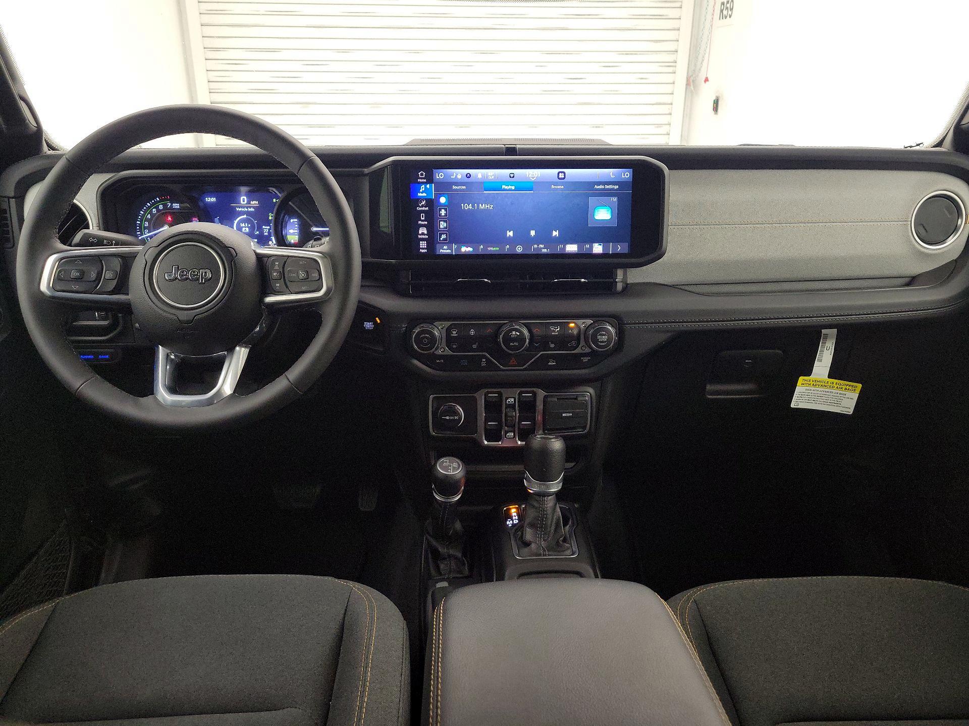 Thumbnail: 2025 Jeep Wrangler - 9