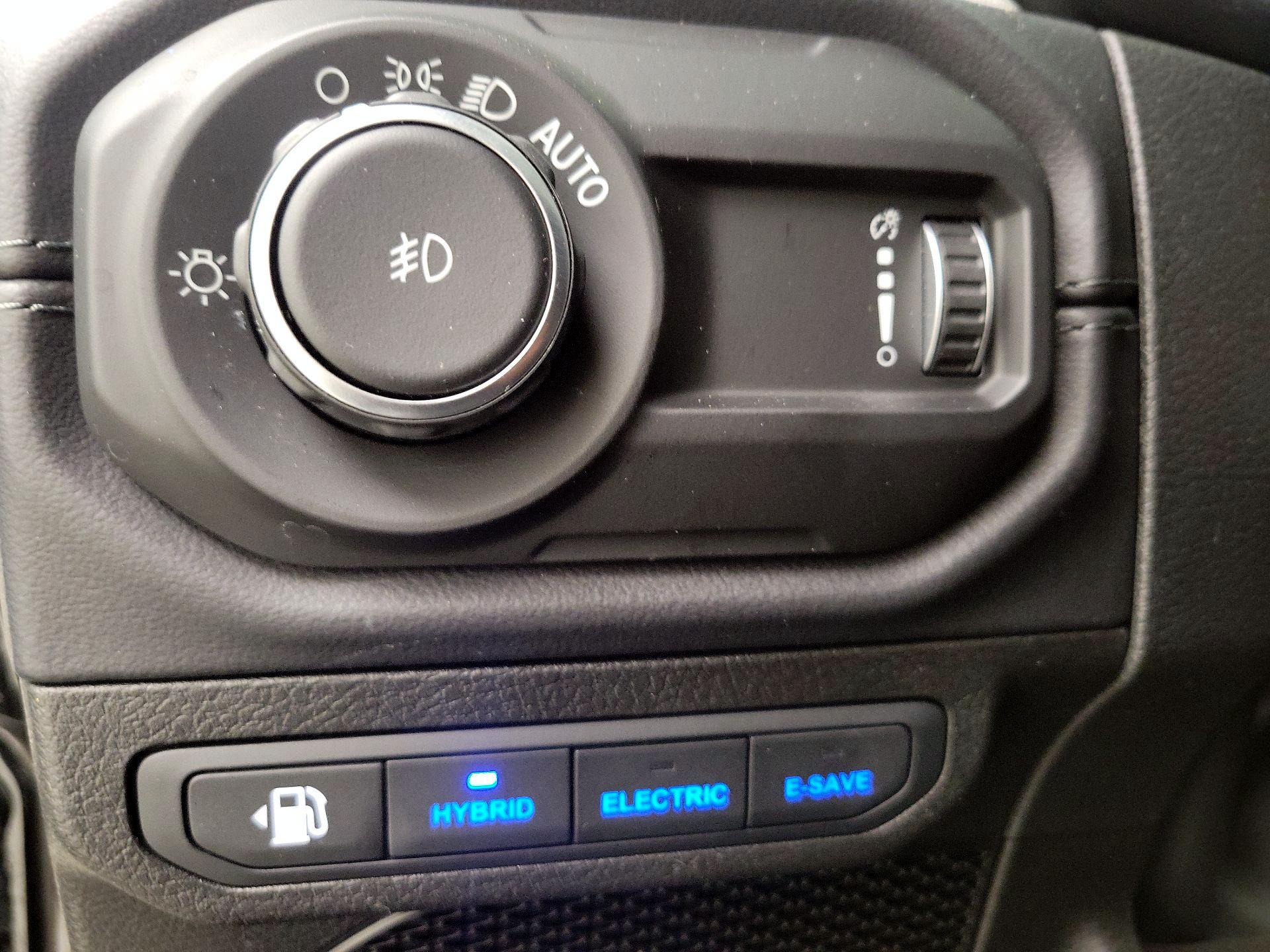 Thumbnail: 2025 Jeep Wrangler - 13