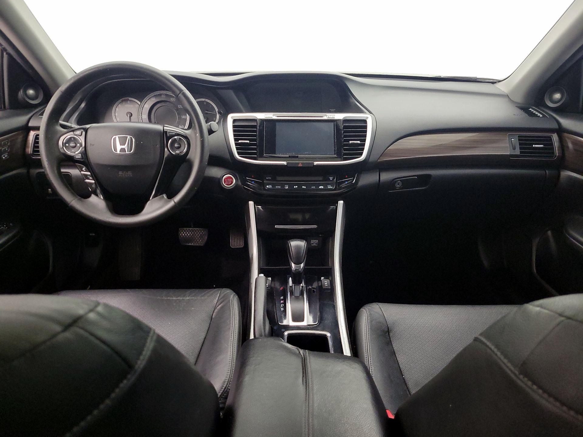 Thumbnail: 2017 Honda Accord - 9