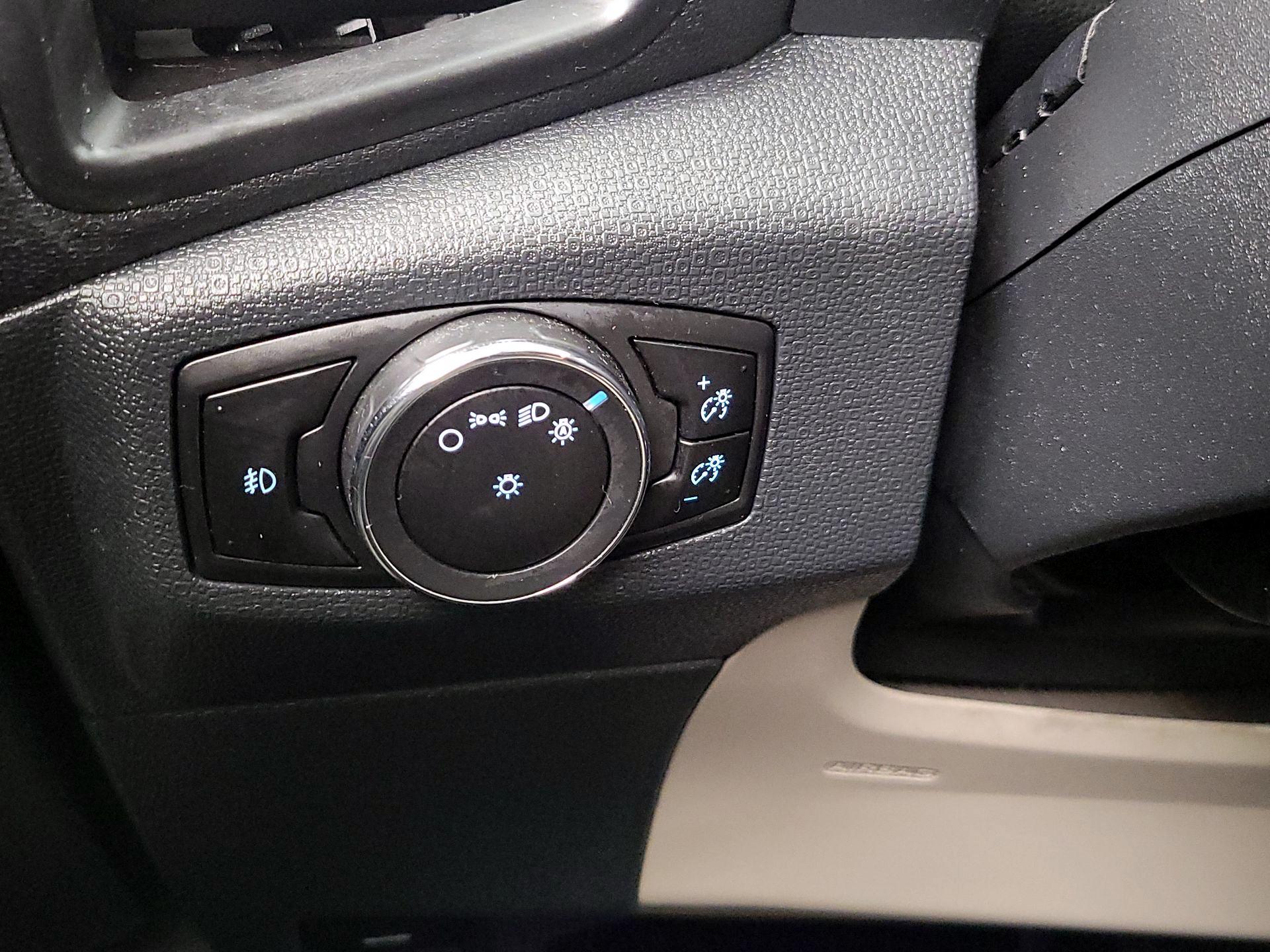 Thumbnail: 2019 Ford EcoSport - 13