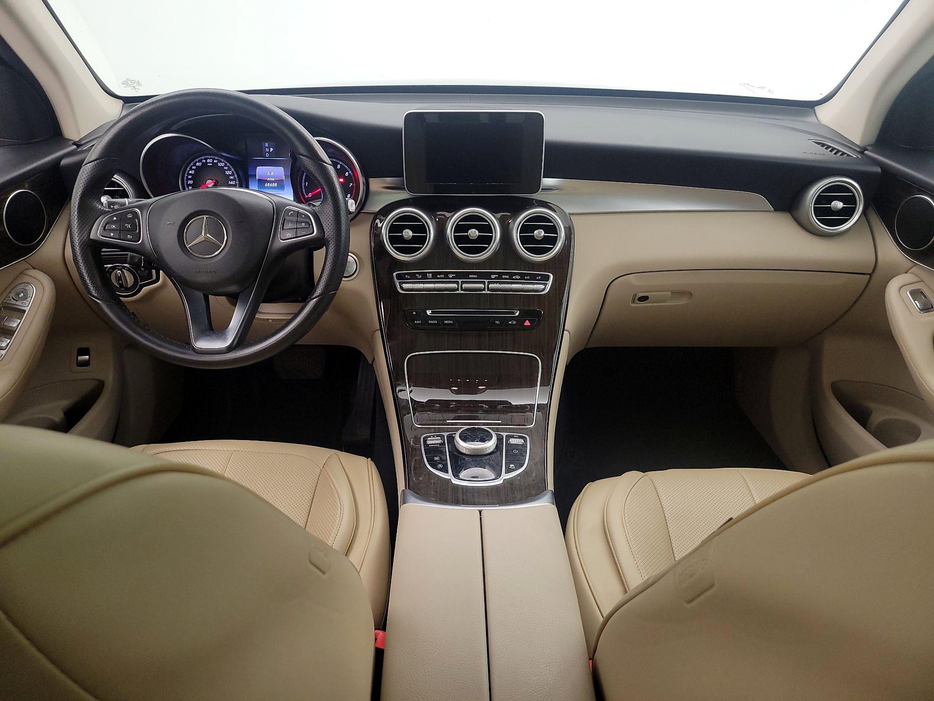 Thumbnail: 2018 Mercedes-Benz GLC - 9