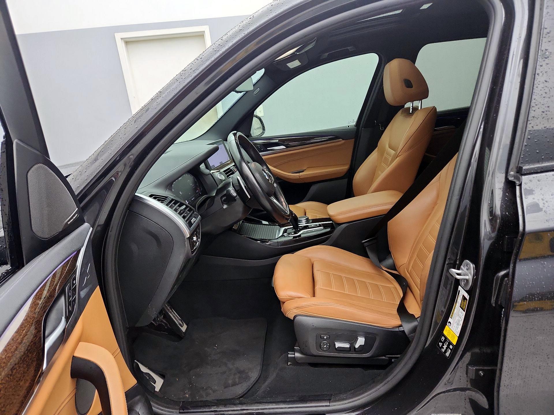Thumbnail: 2021 BMW X3 - 11