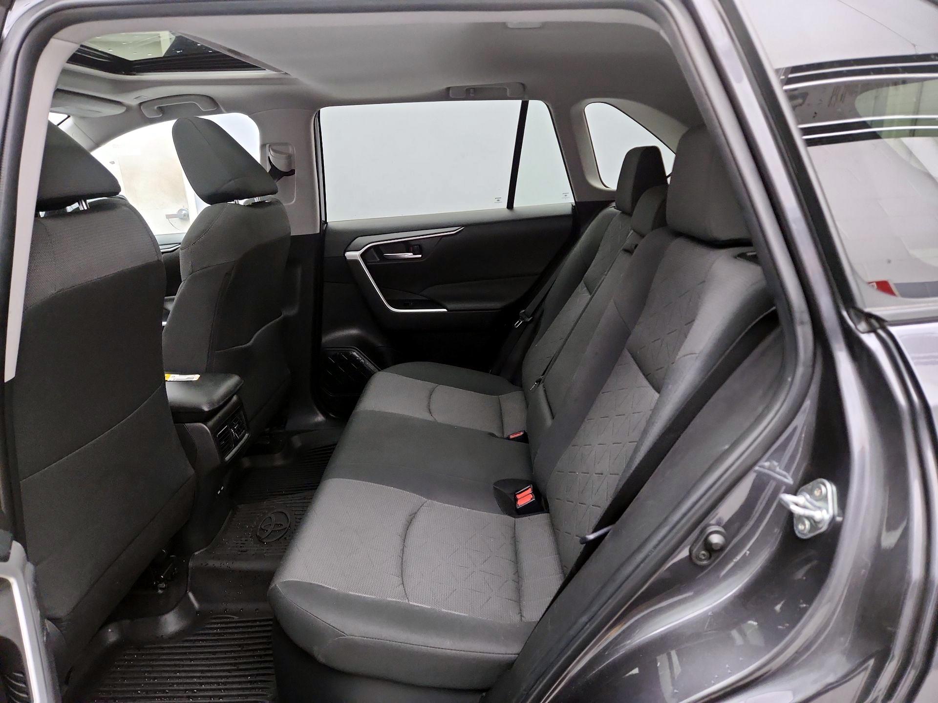 Thumbnail: 2023 Toyota RAV4 - 20