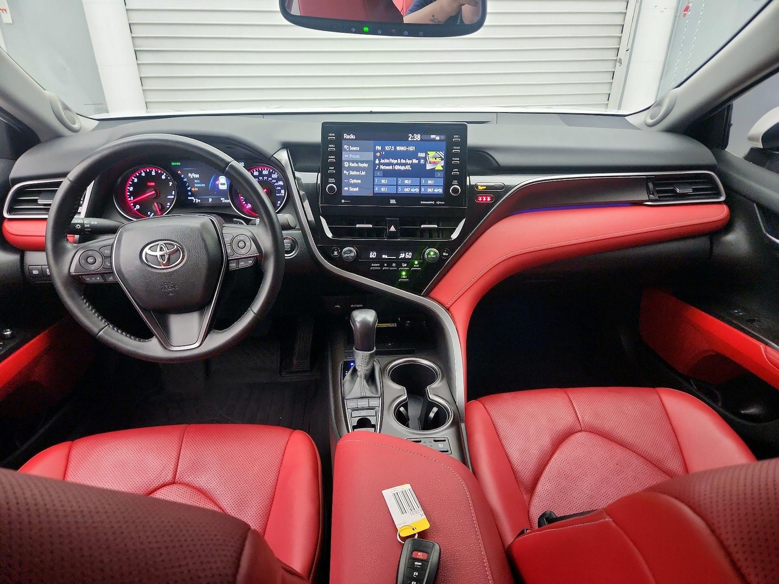 Apple CarPlay® & Android Auto™