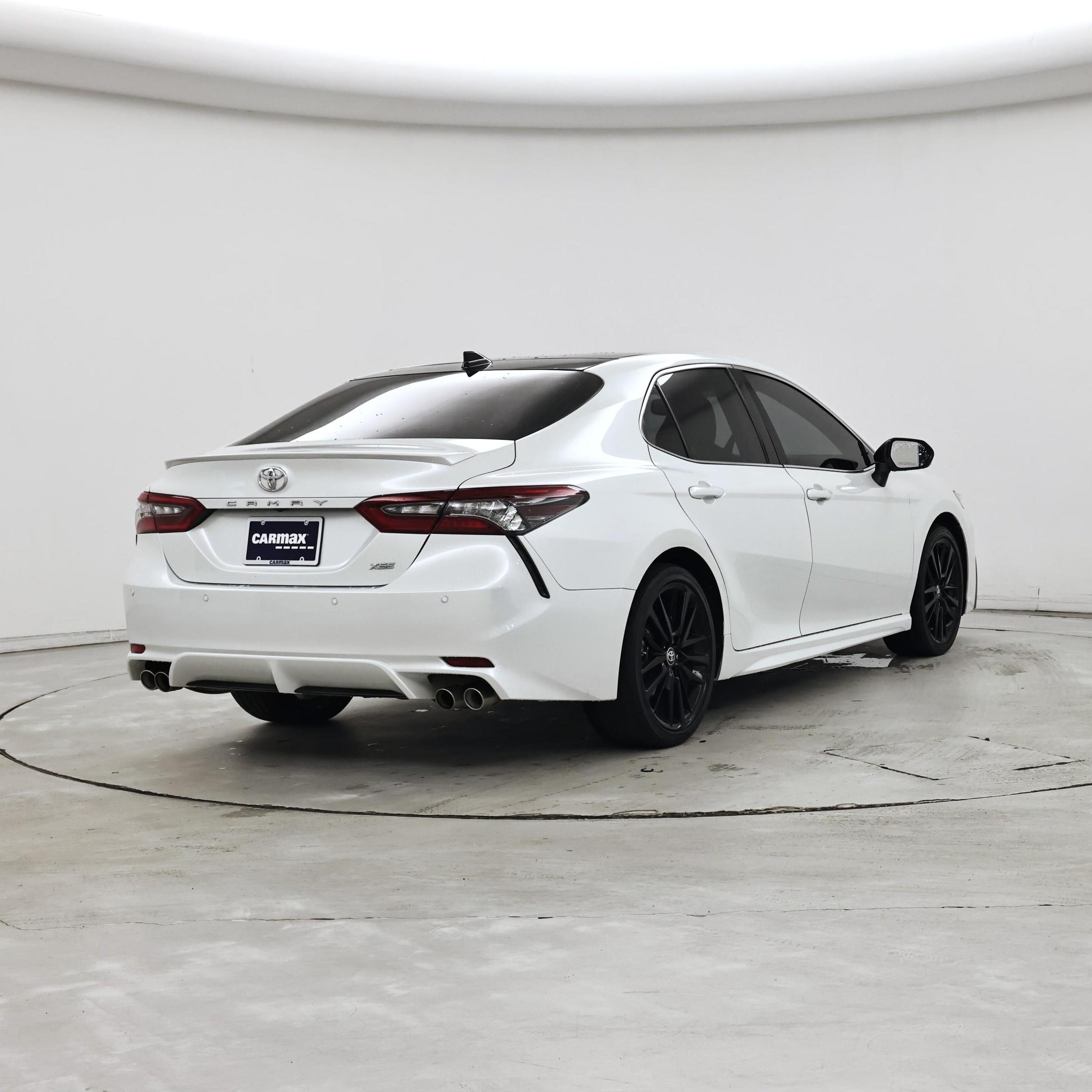 Thumbnail: 2022 Toyota Camry - 8