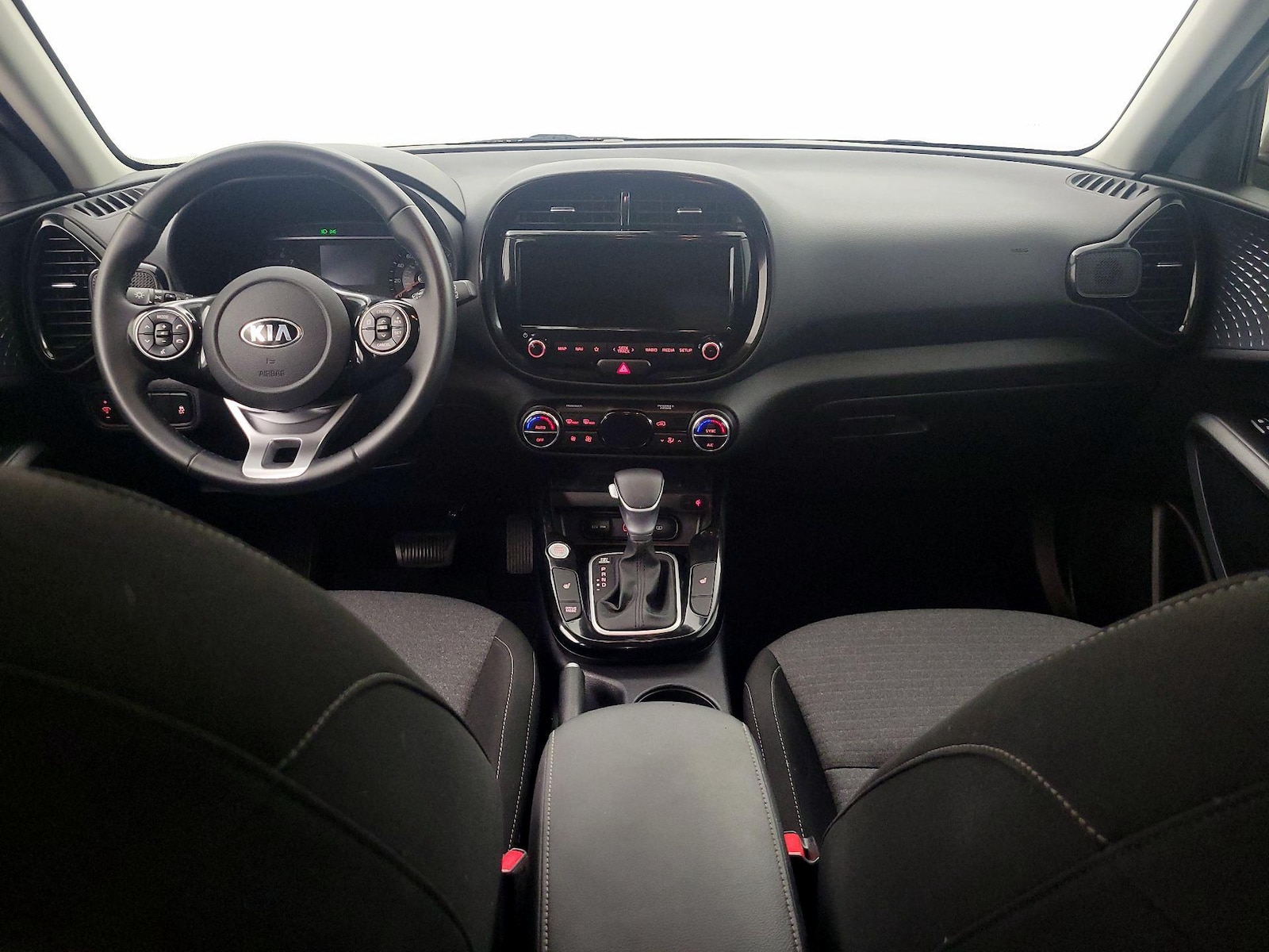 2020 Kia Soul EX - Photo 10