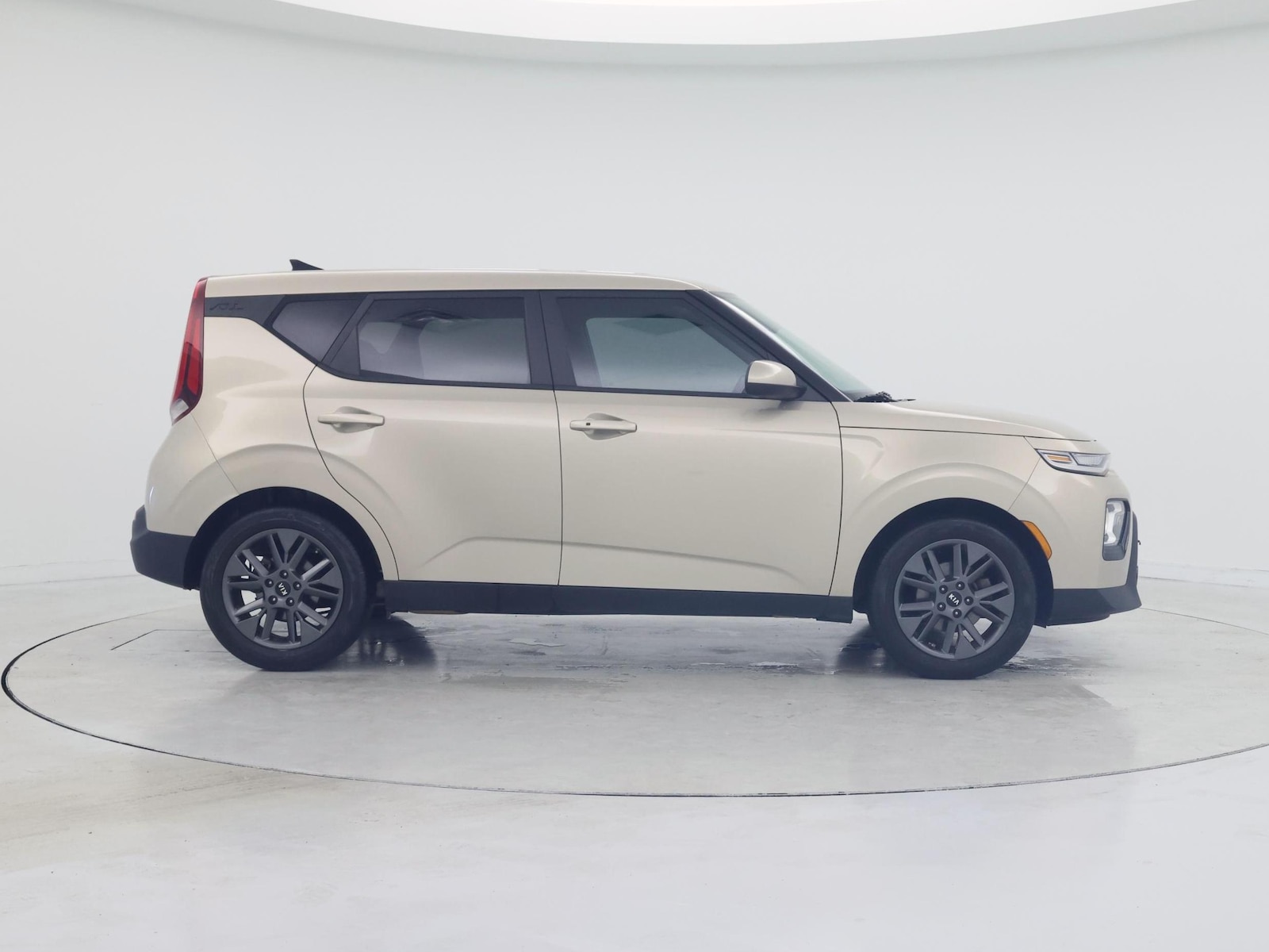 2020 Kia Soul EX - Photo 8