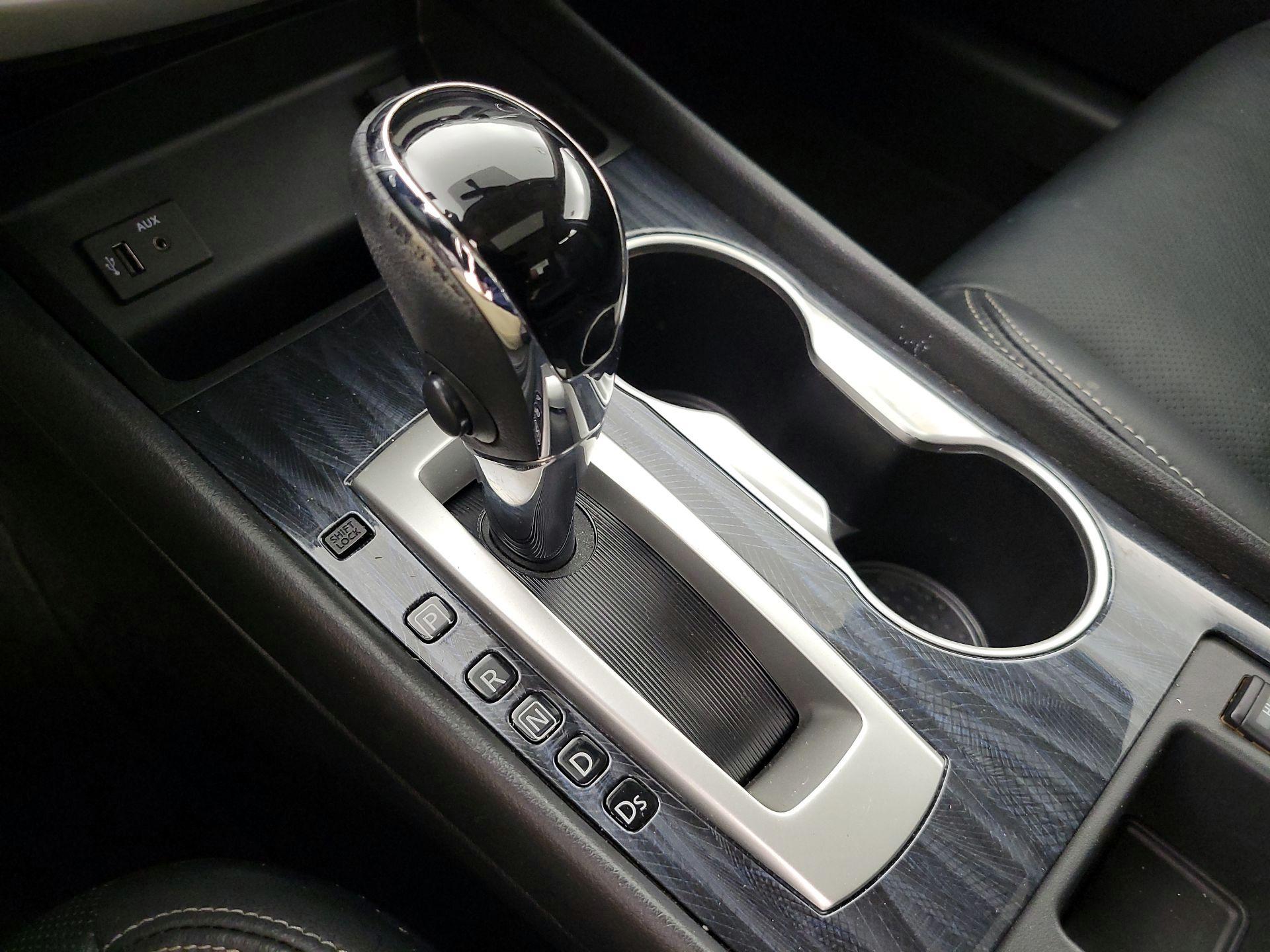 Thumbnail: 2016 Nissan Altima - 18