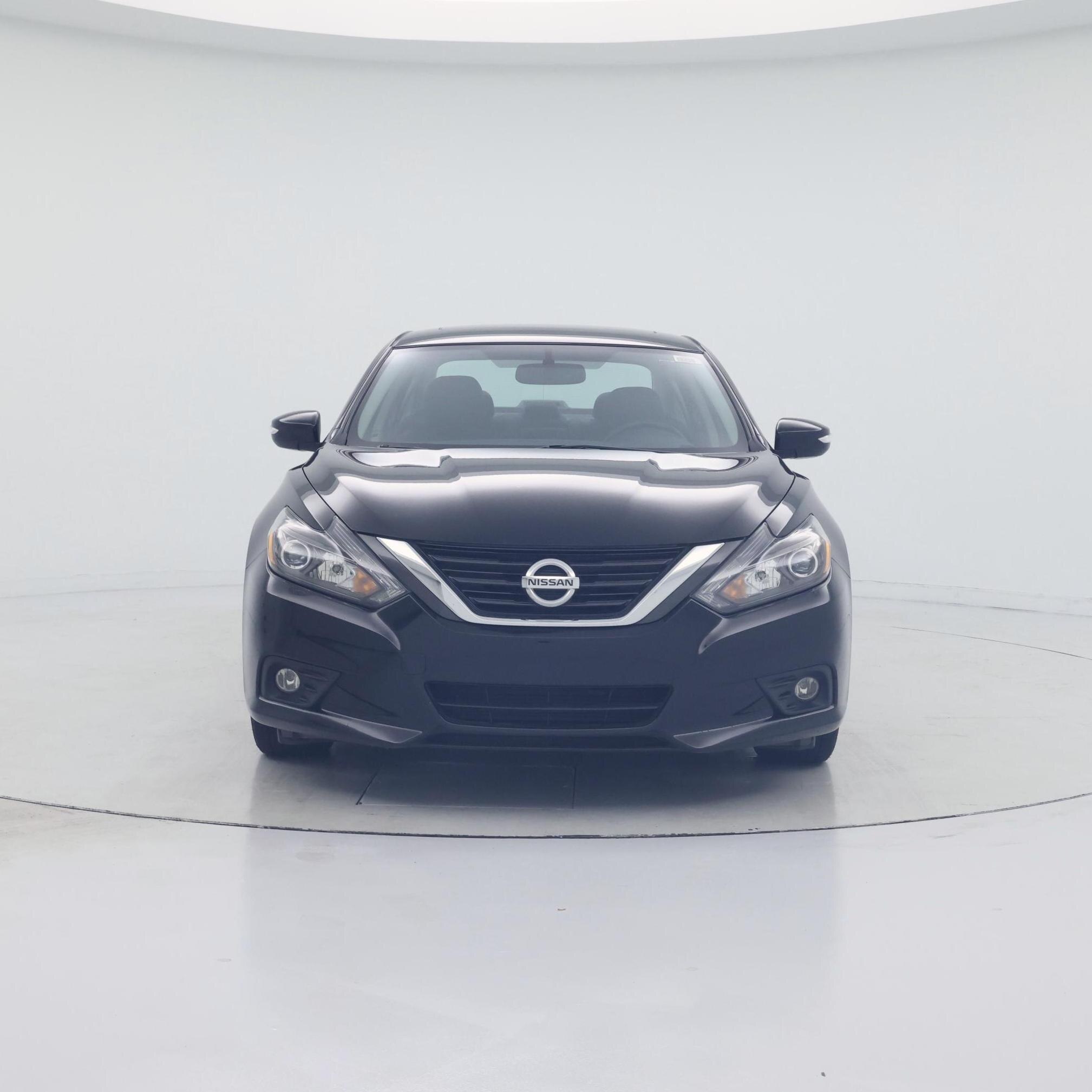 Thumbnail: 2016 Nissan Altima - 5