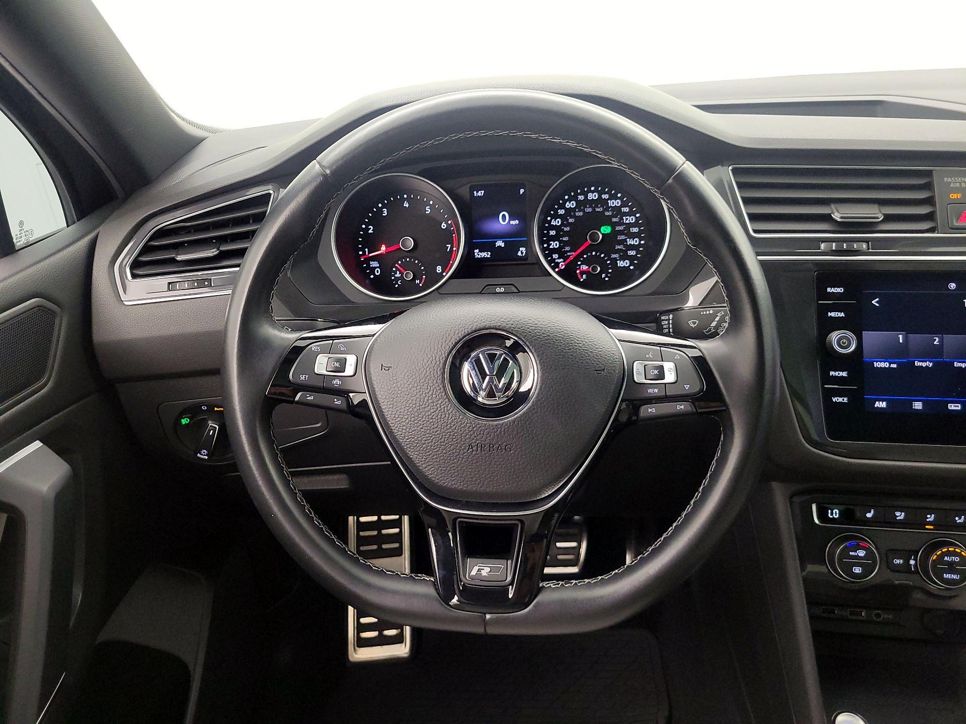 Thumbnail: 2020 Volkswagen Tiguan - 10