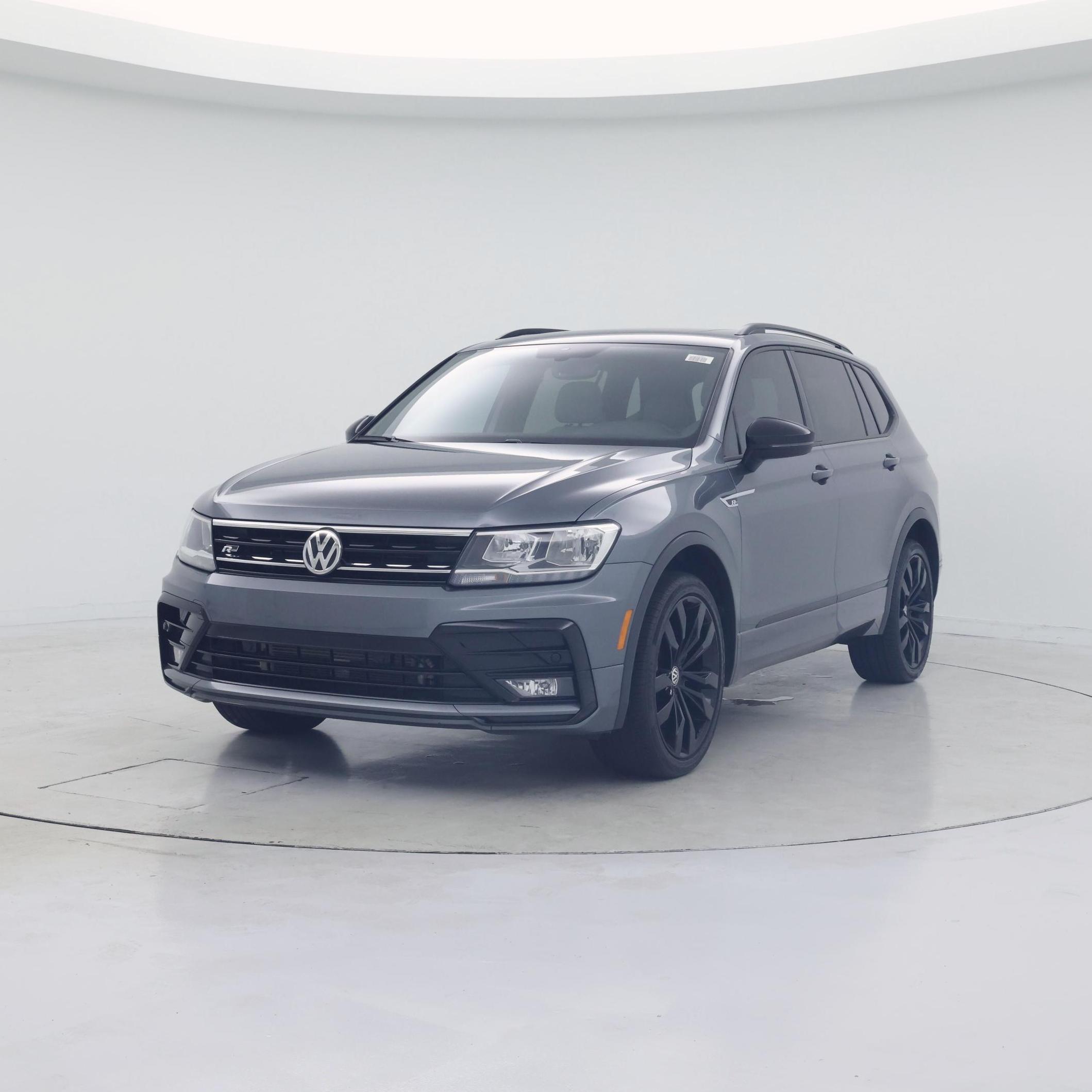 Thumbnail: 2020 Volkswagen Tiguan - 4