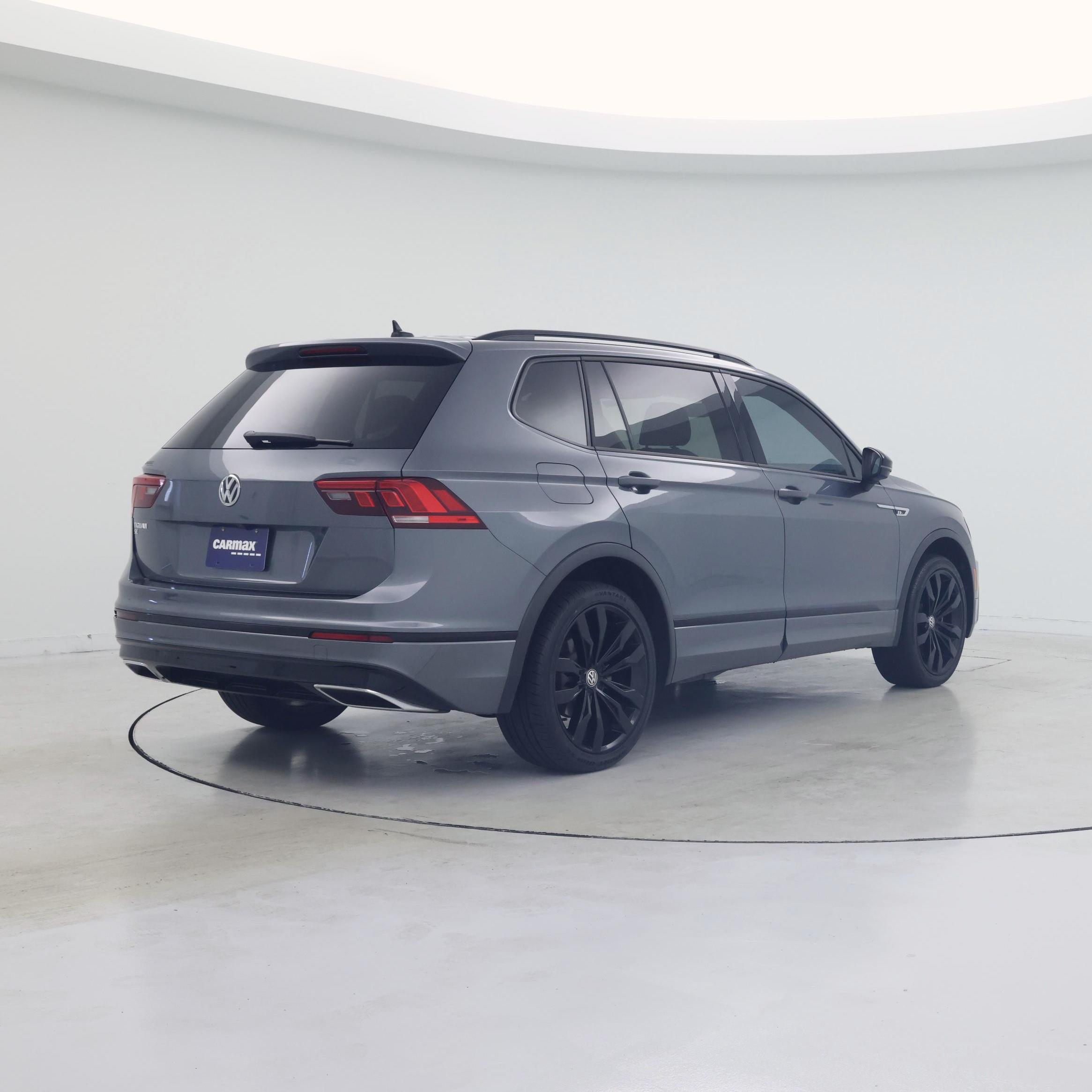 Thumbnail: 2020 Volkswagen Tiguan - 8