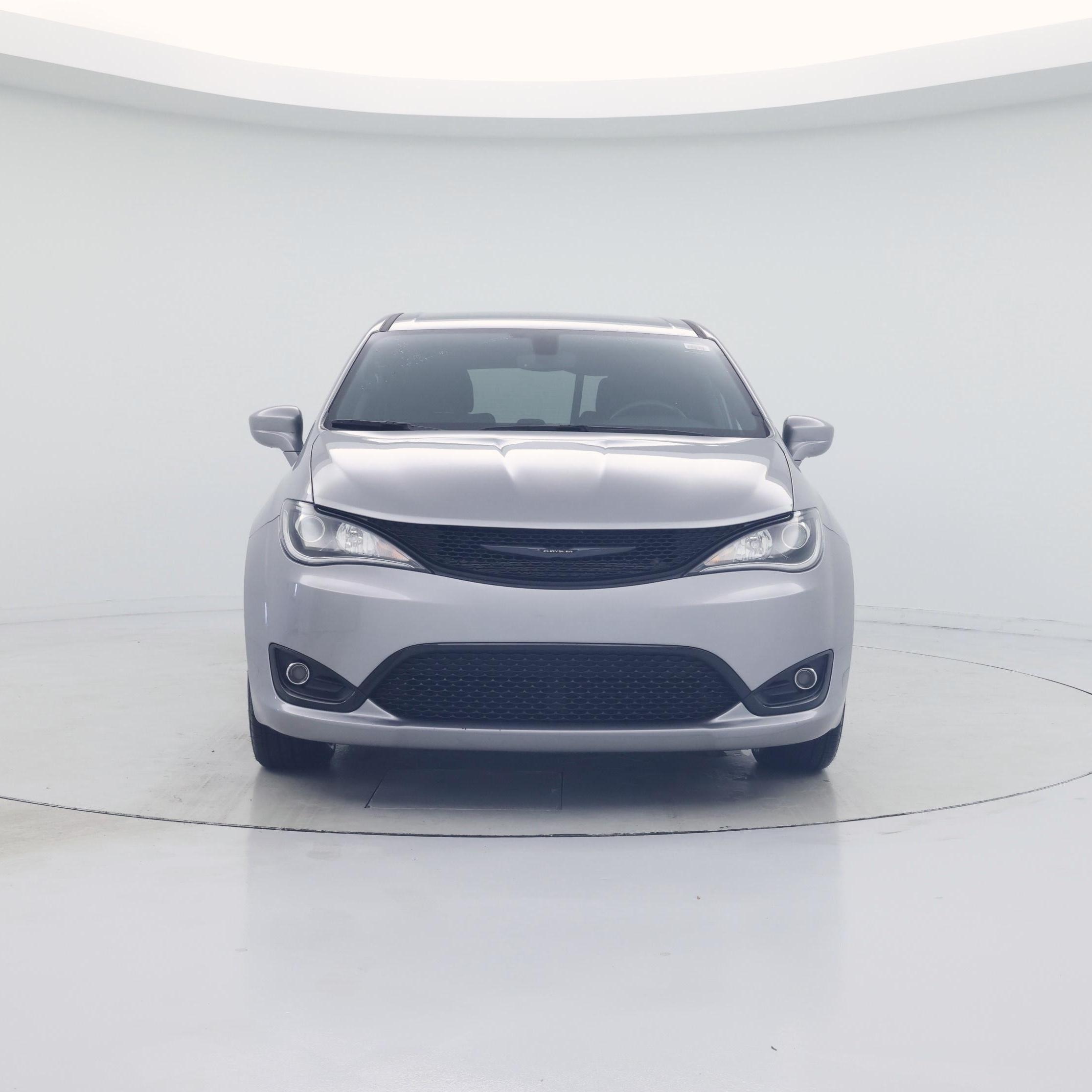 Thumbnail: 2020 Chrysler Pacifica - 5