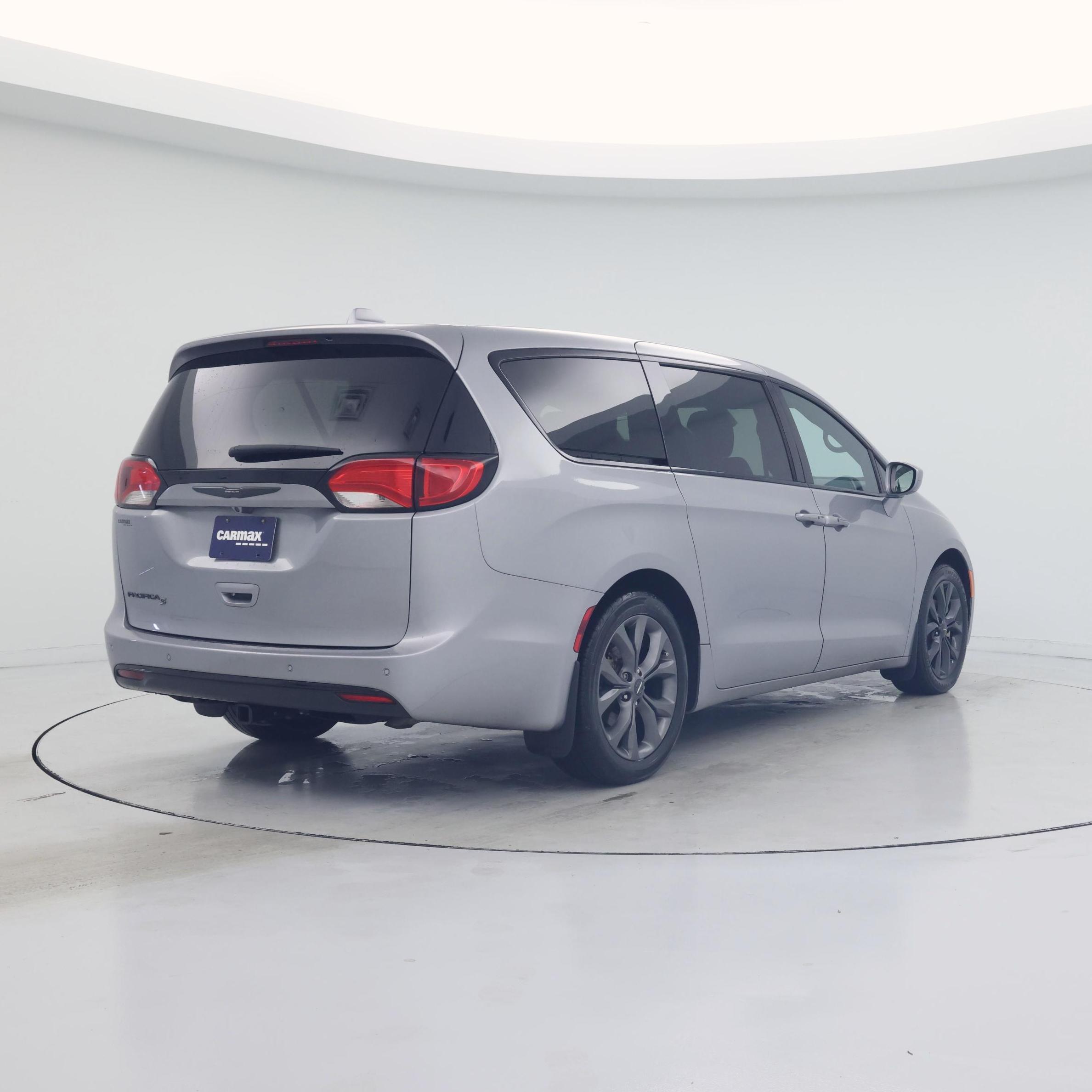 Thumbnail: 2020 Chrysler Pacifica - 8