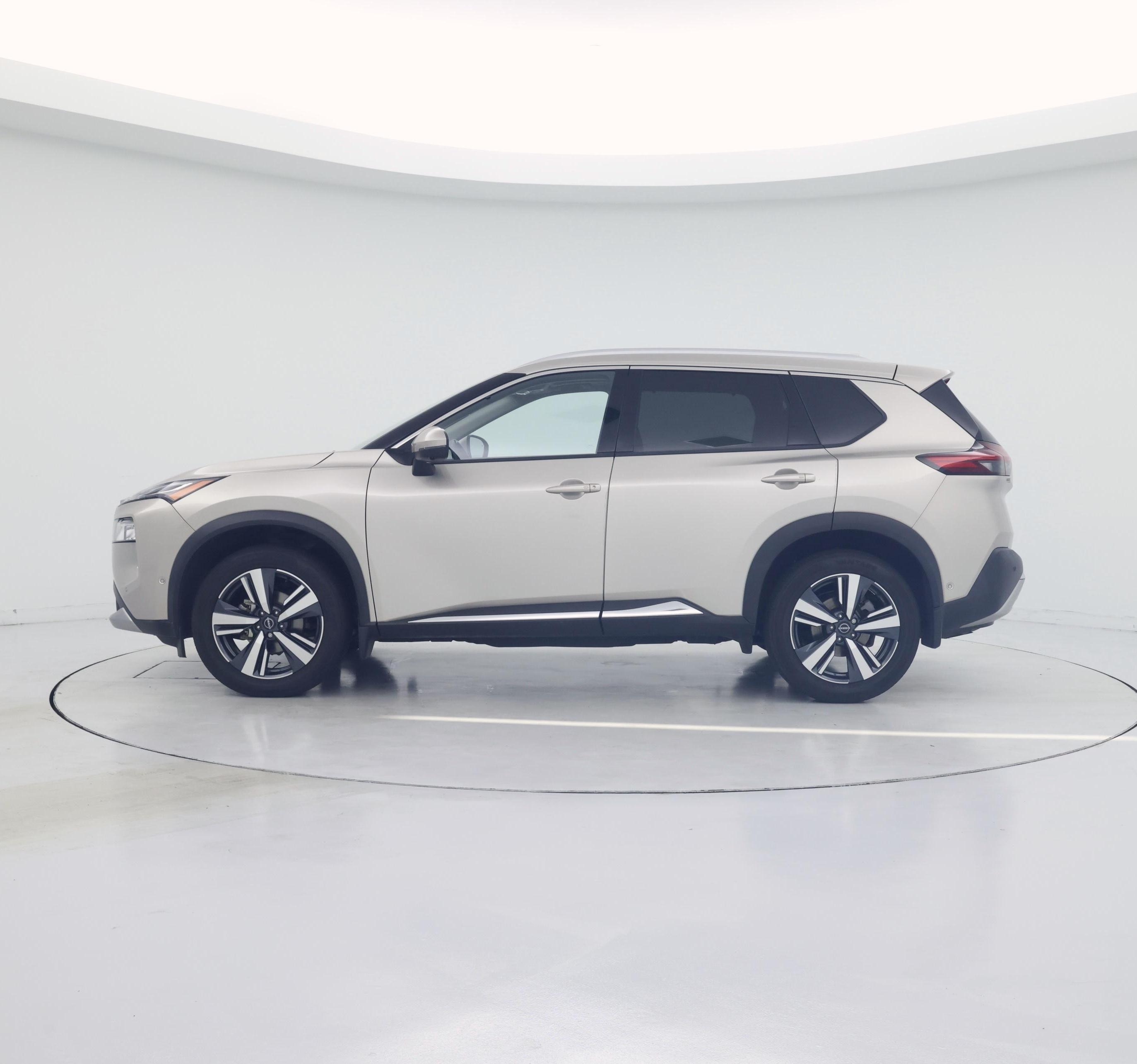 Thumbnail: 2022 Nissan Rogue - 3