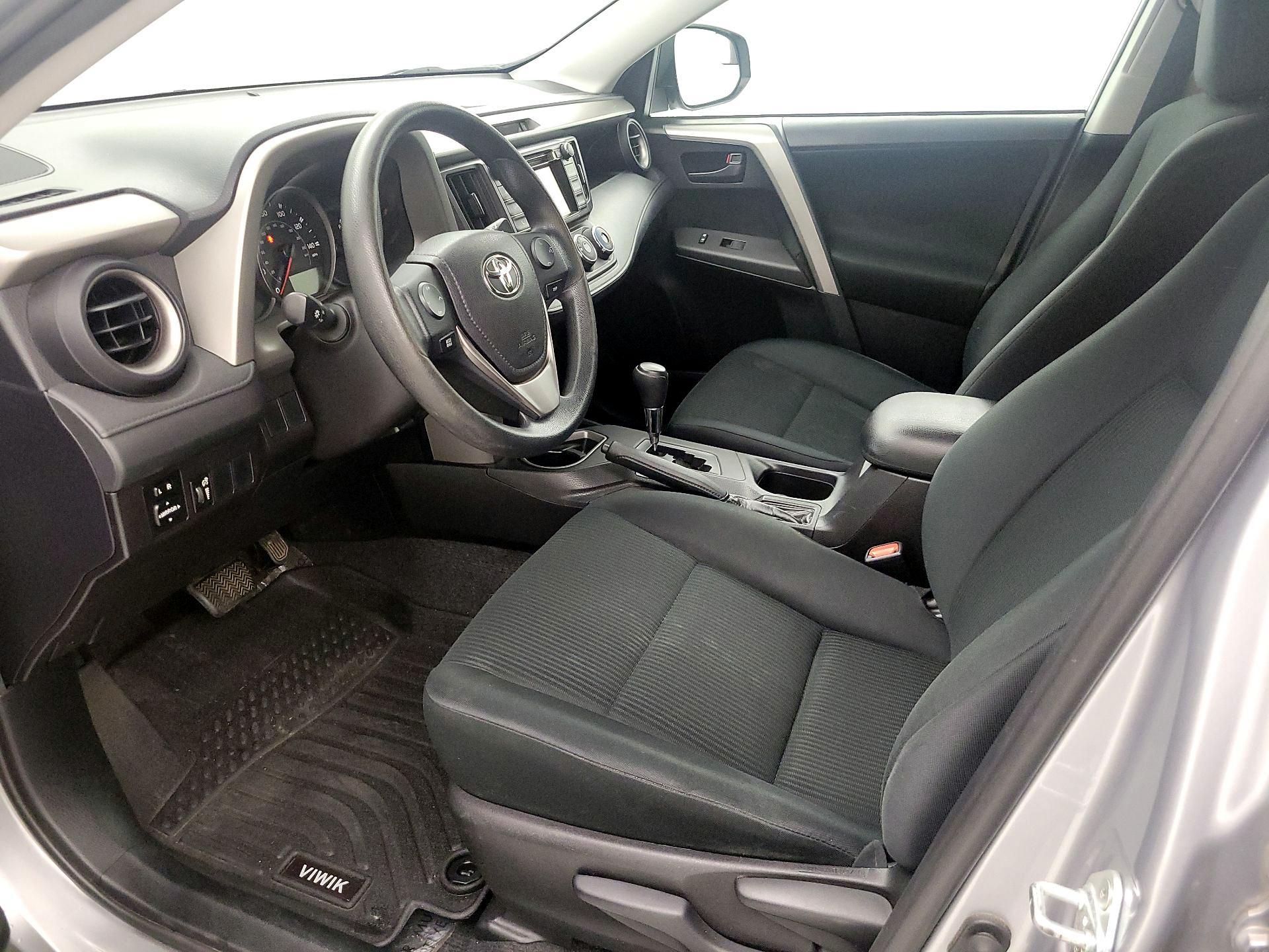 Thumbnail: 2016 Toyota RAV4 - 11