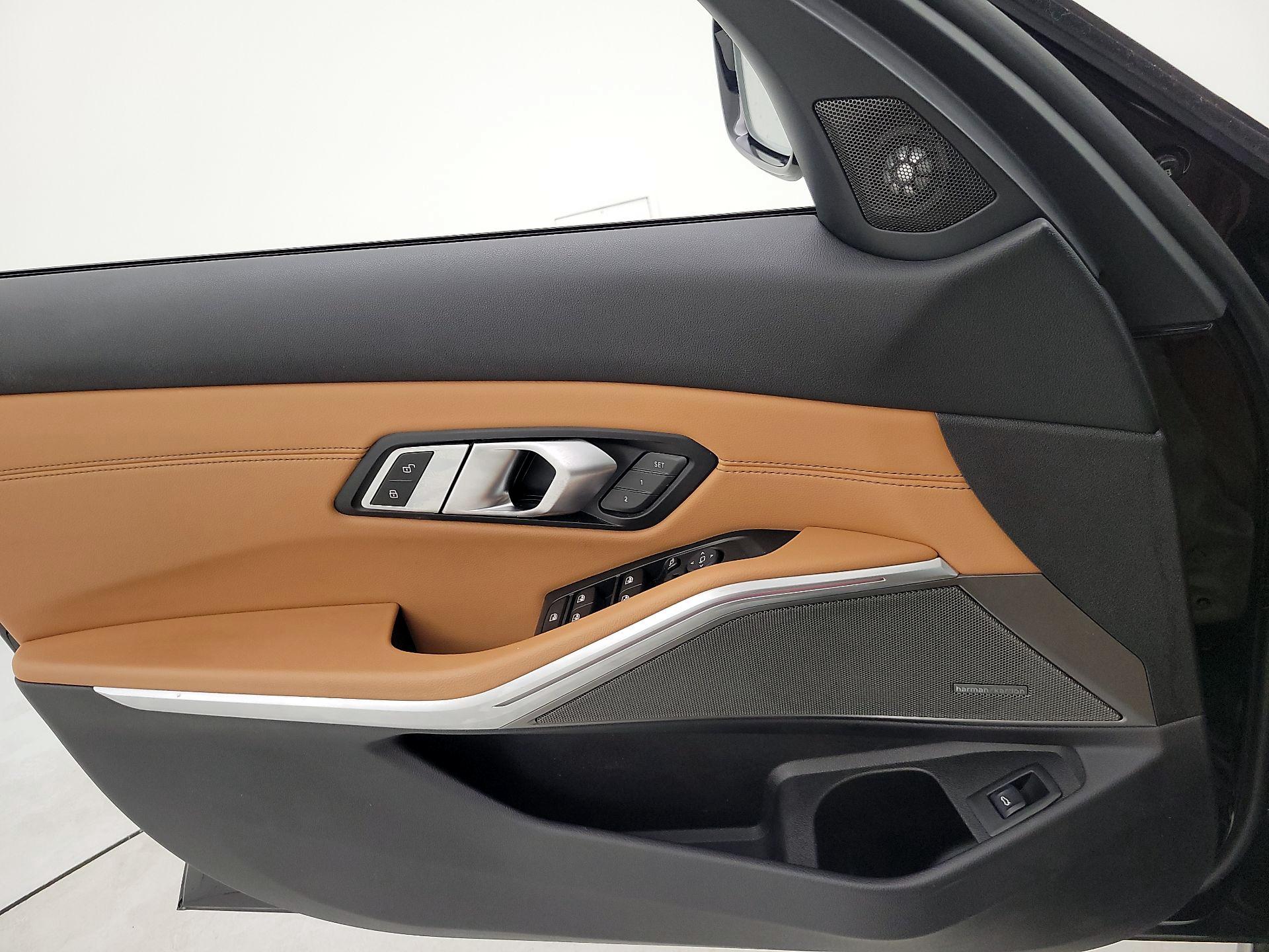 Thumbnail: 2021 BMW 3 Series - 12