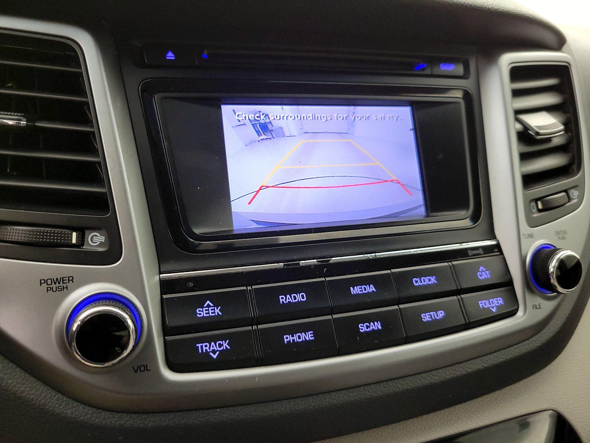 Thumbnail: 2016 Hyundai Tucson - 14
