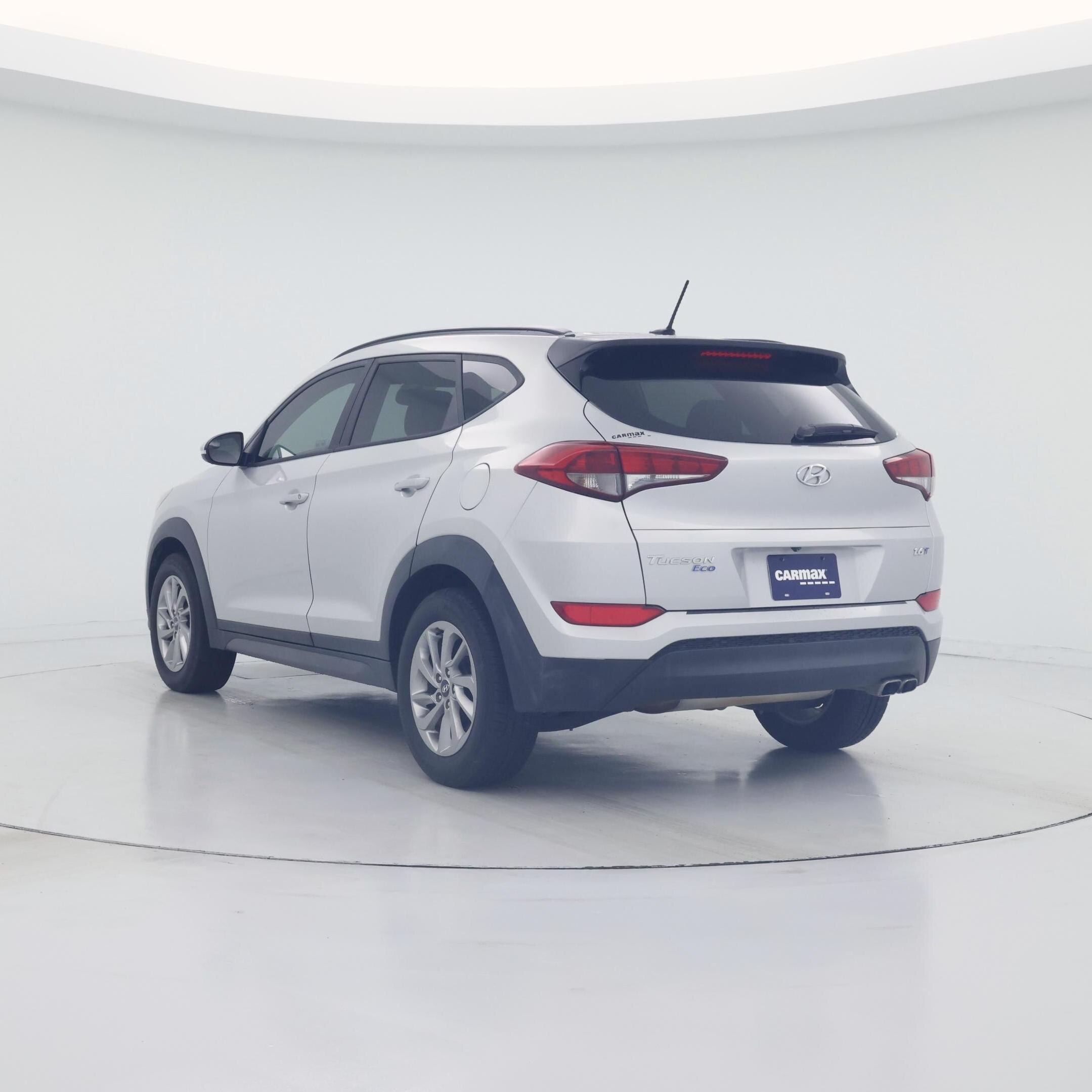 Thumbnail: 2016 Hyundai Tucson - 2