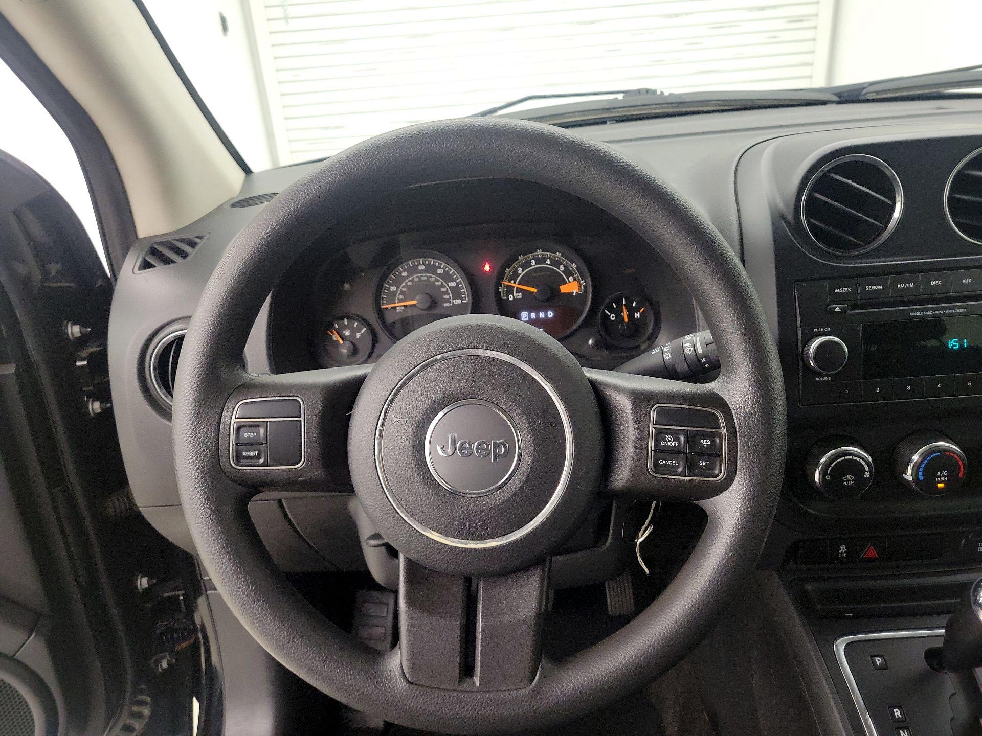 Thumbnail: 2014 Jeep Compass - 10