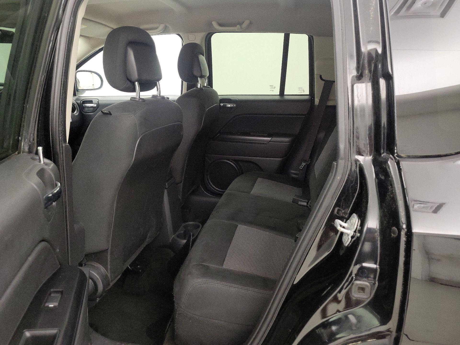Thumbnail: 2014 Jeep Compass - 18