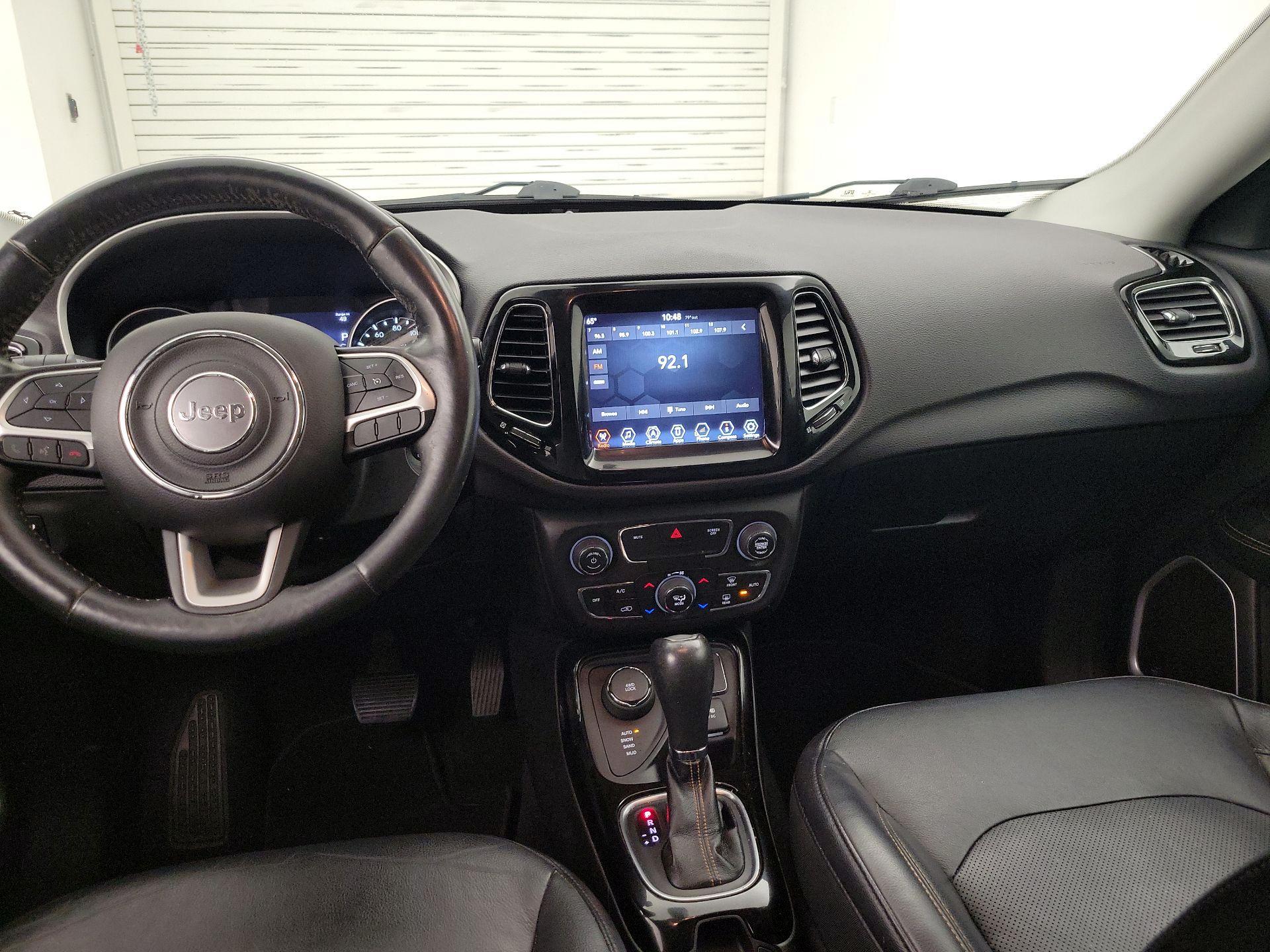 Thumbnail: 2017 Jeep Compass - 9
