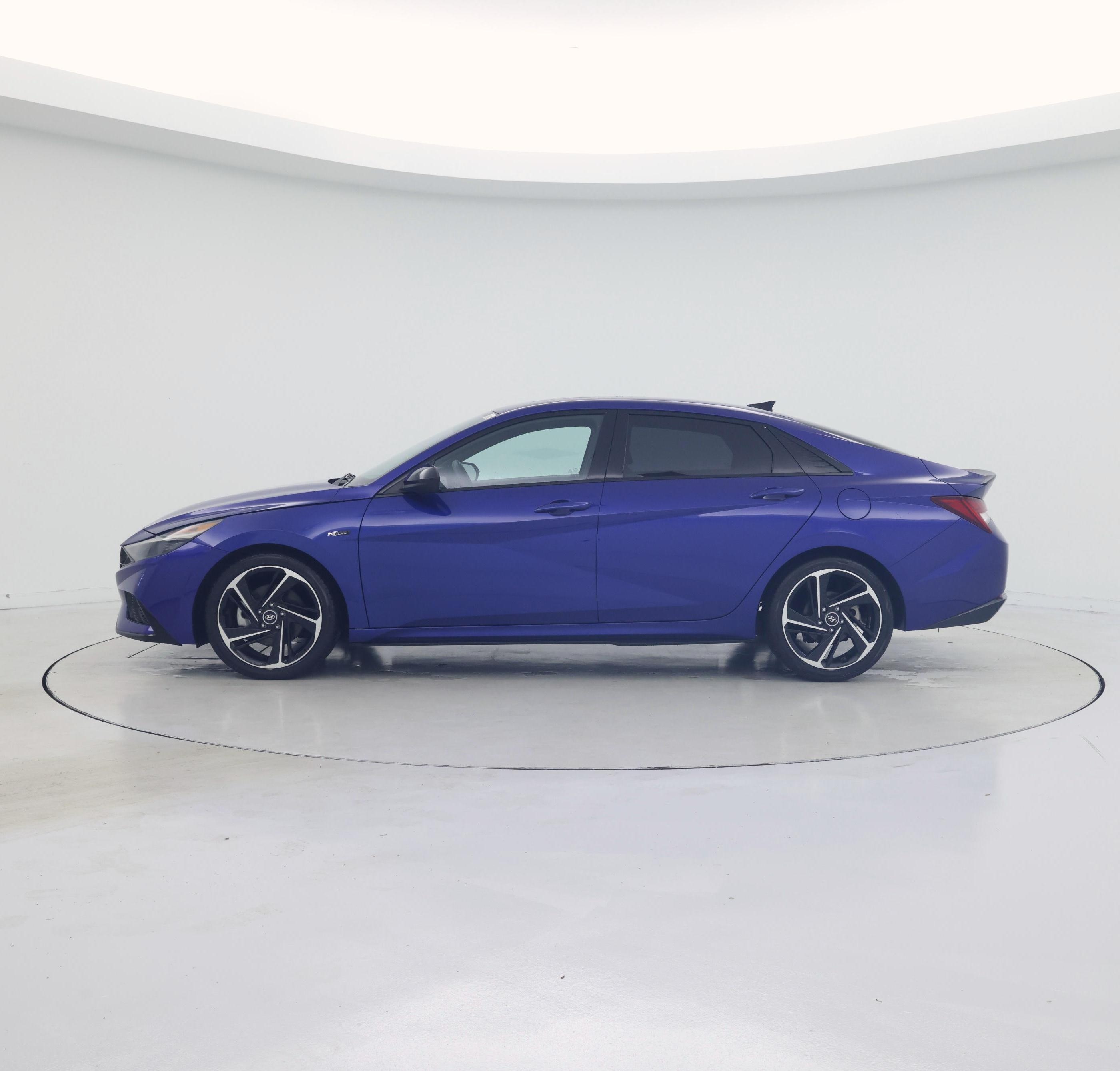 Thumbnail: 2023 Hyundai Elantra - 3