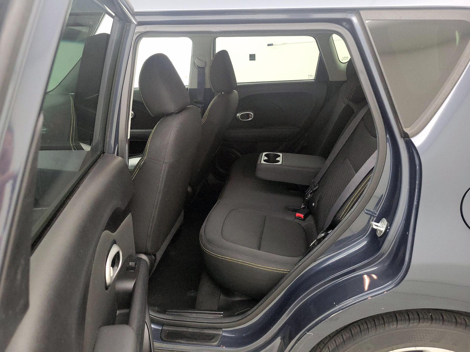 Thumbnail: 2014 Kia Soul - 19