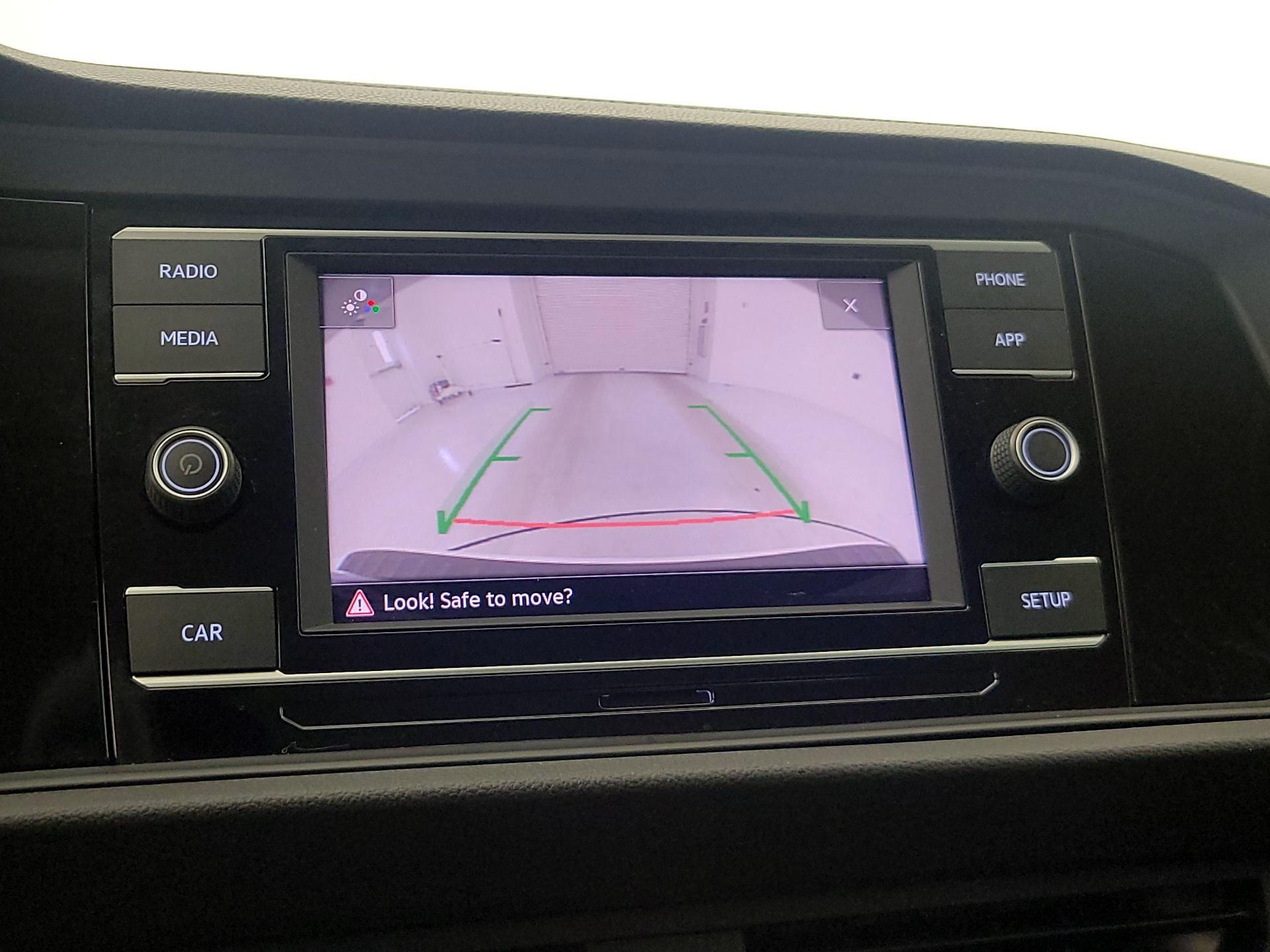 Thumbnail: 2019 Volkswagen Jetta - 14