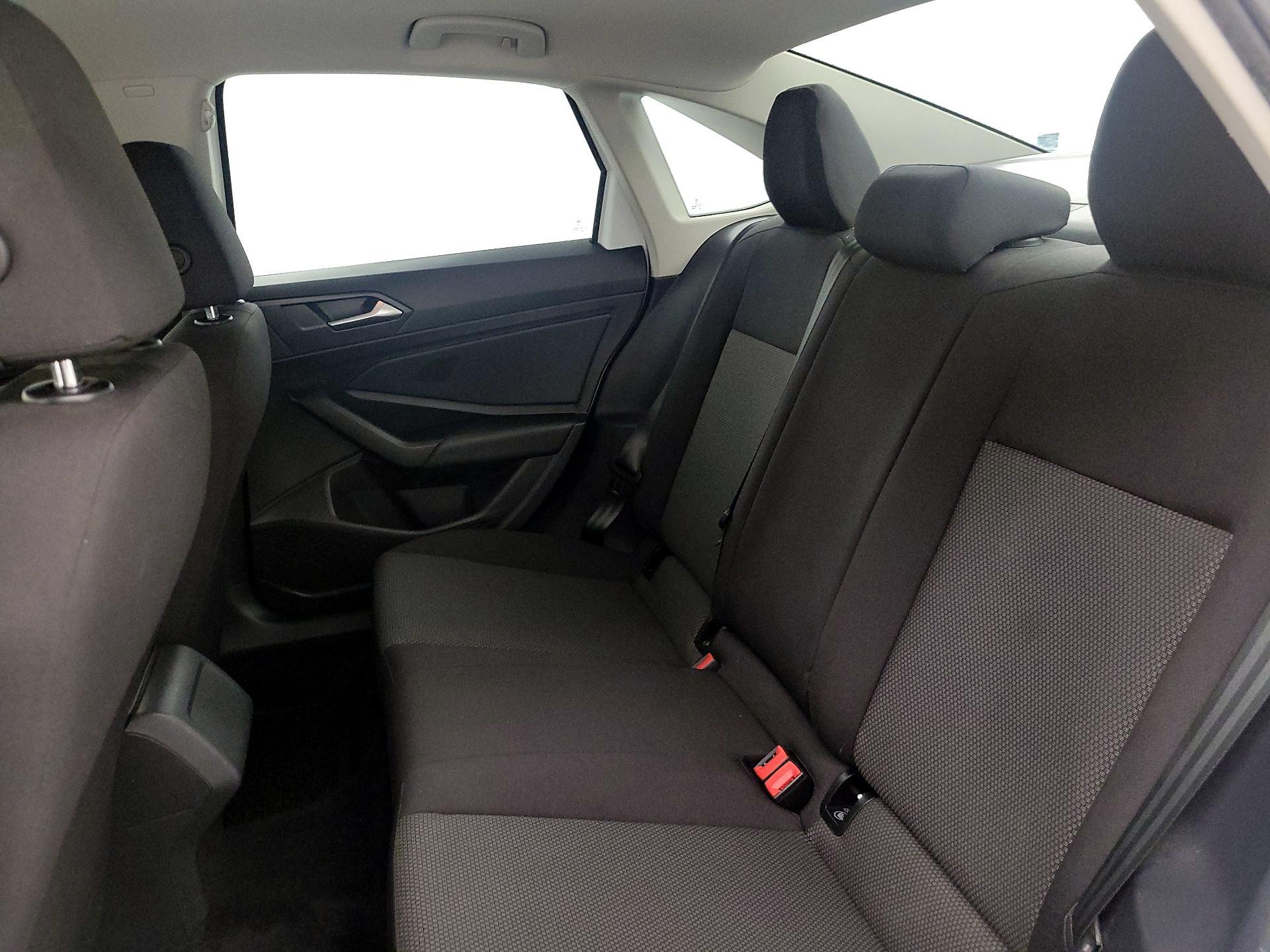 Thumbnail: 2019 Volkswagen Jetta - 19