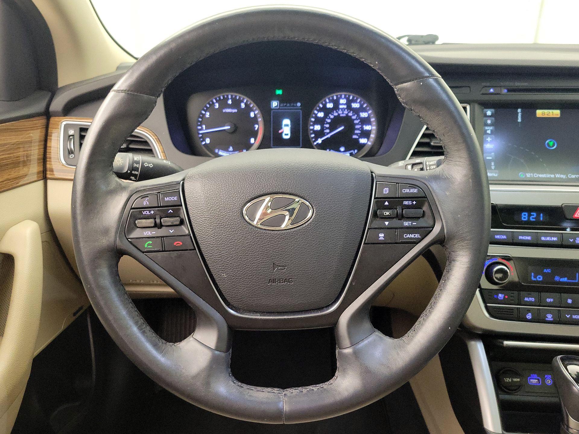 Thumbnail: 2015 Hyundai Sonata - 10