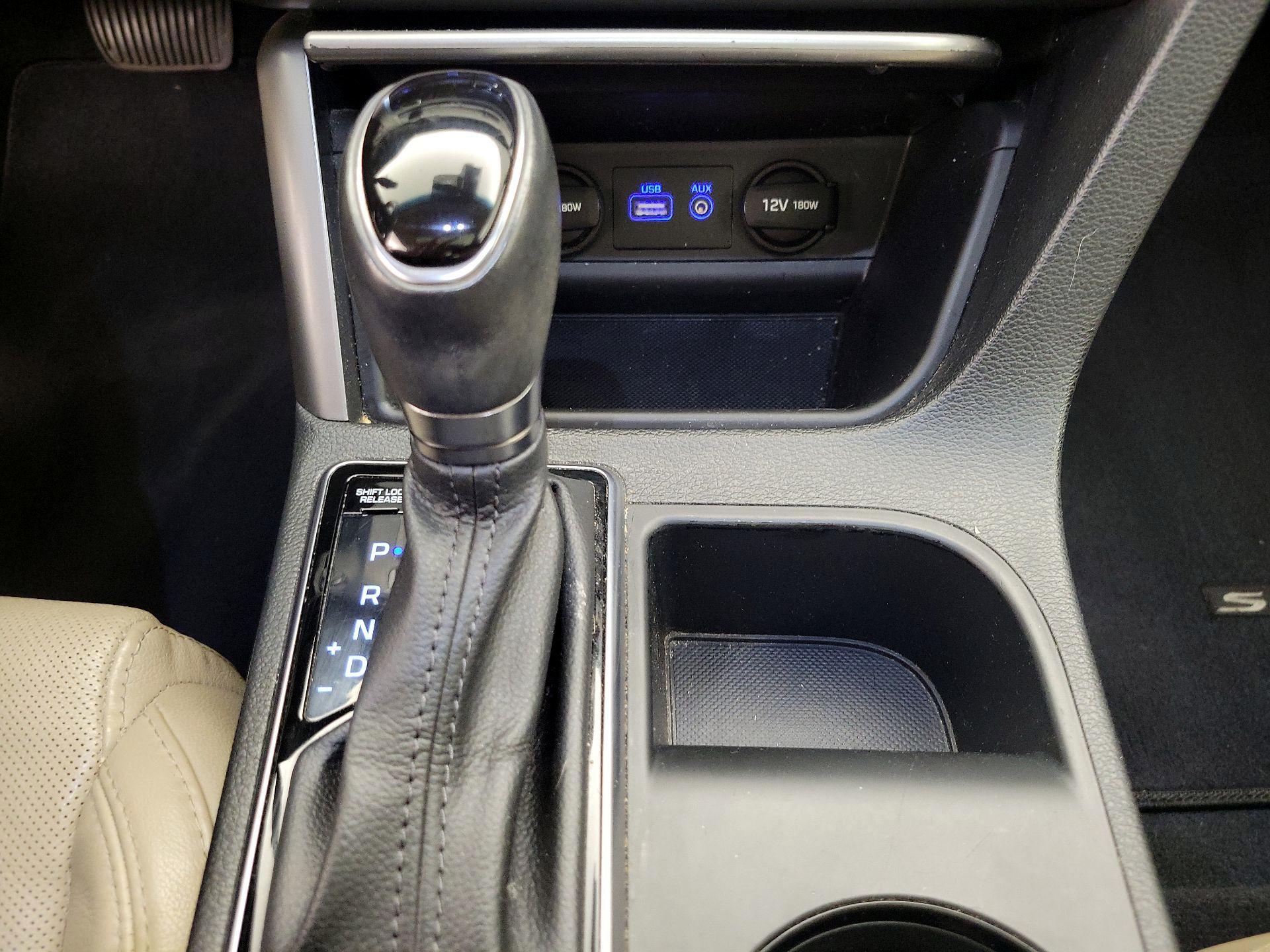 Thumbnail: 2015 Hyundai Sonata - 18
