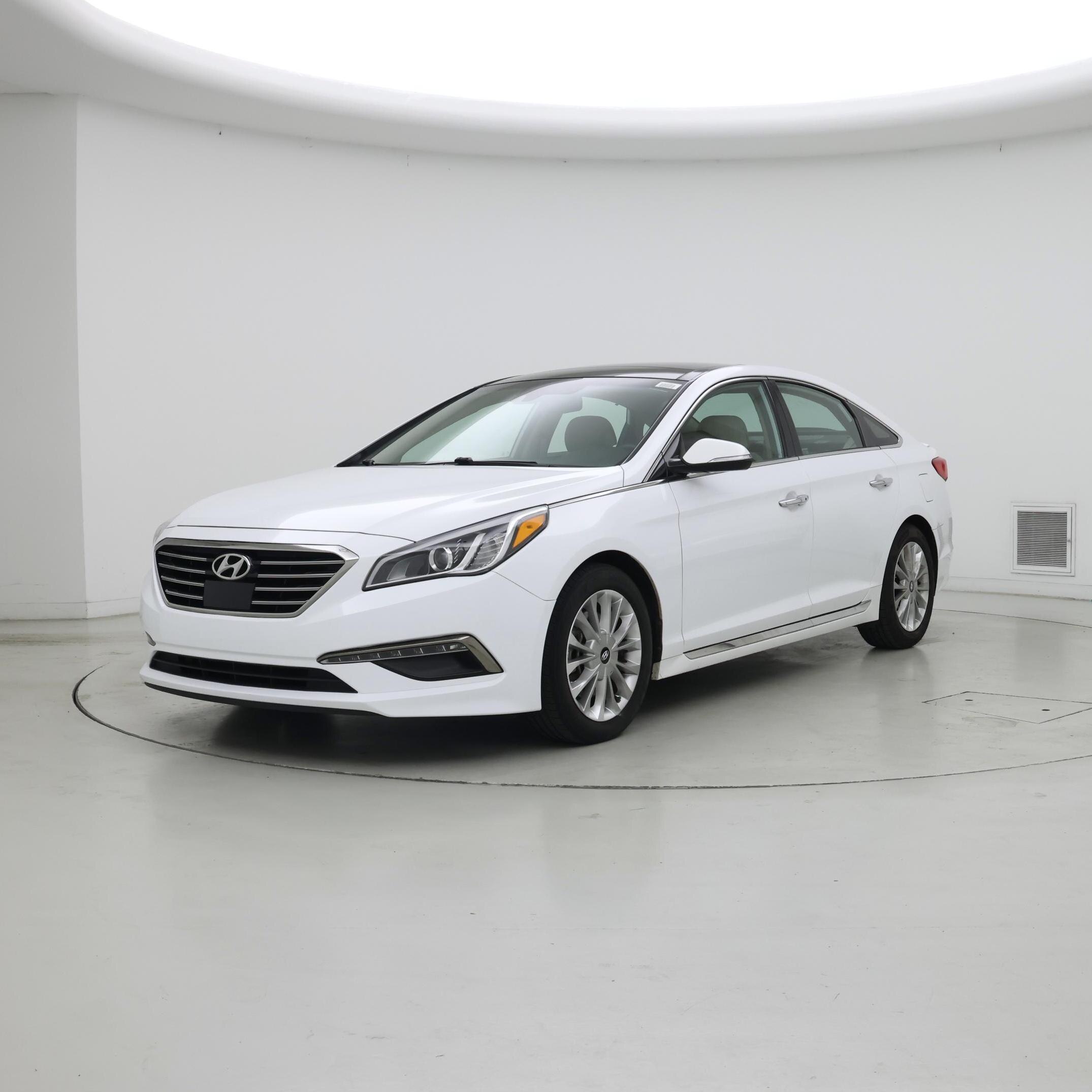 Thumbnail: 2015 Hyundai Sonata - 4