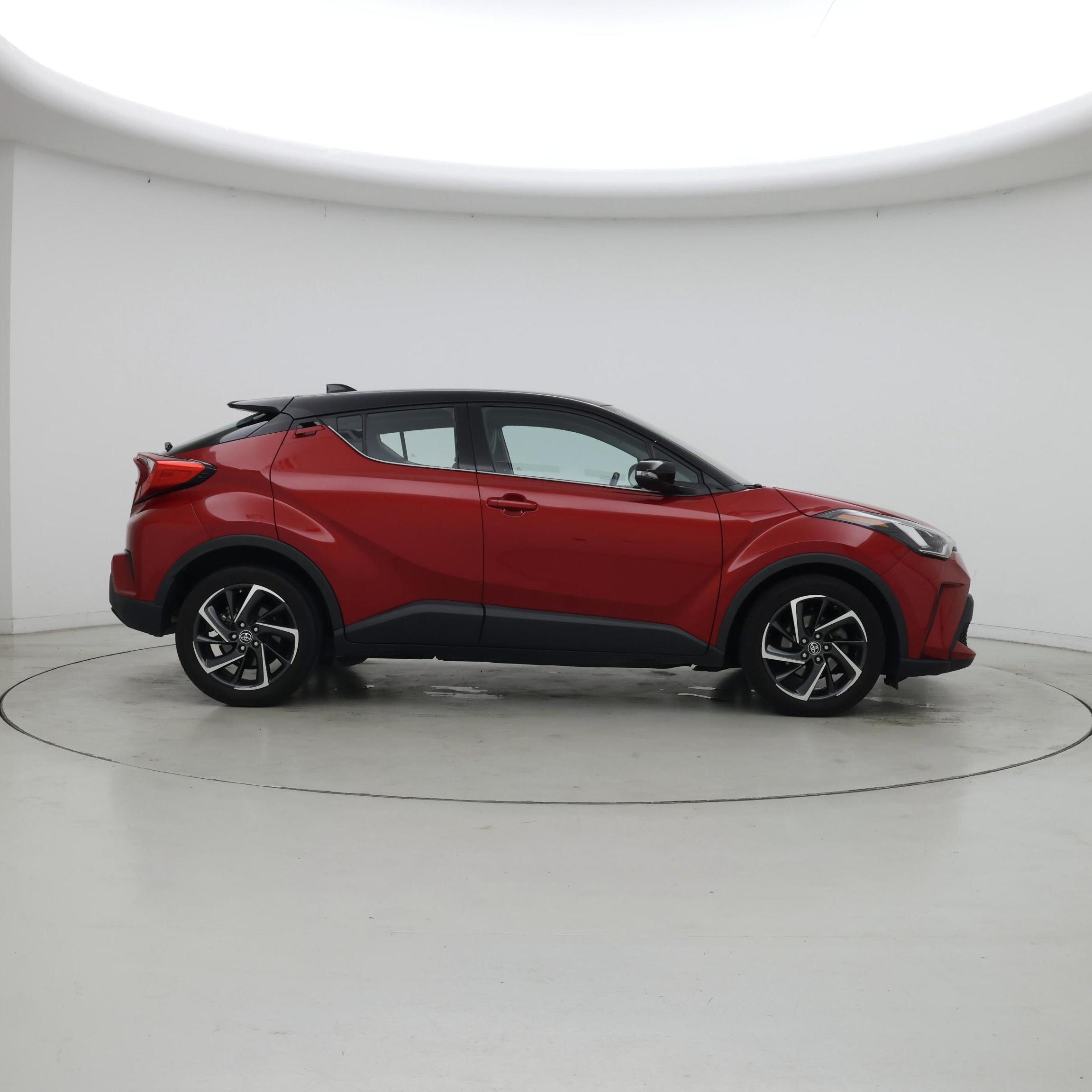 Thumbnail: 2022 Toyota C-HR - 7