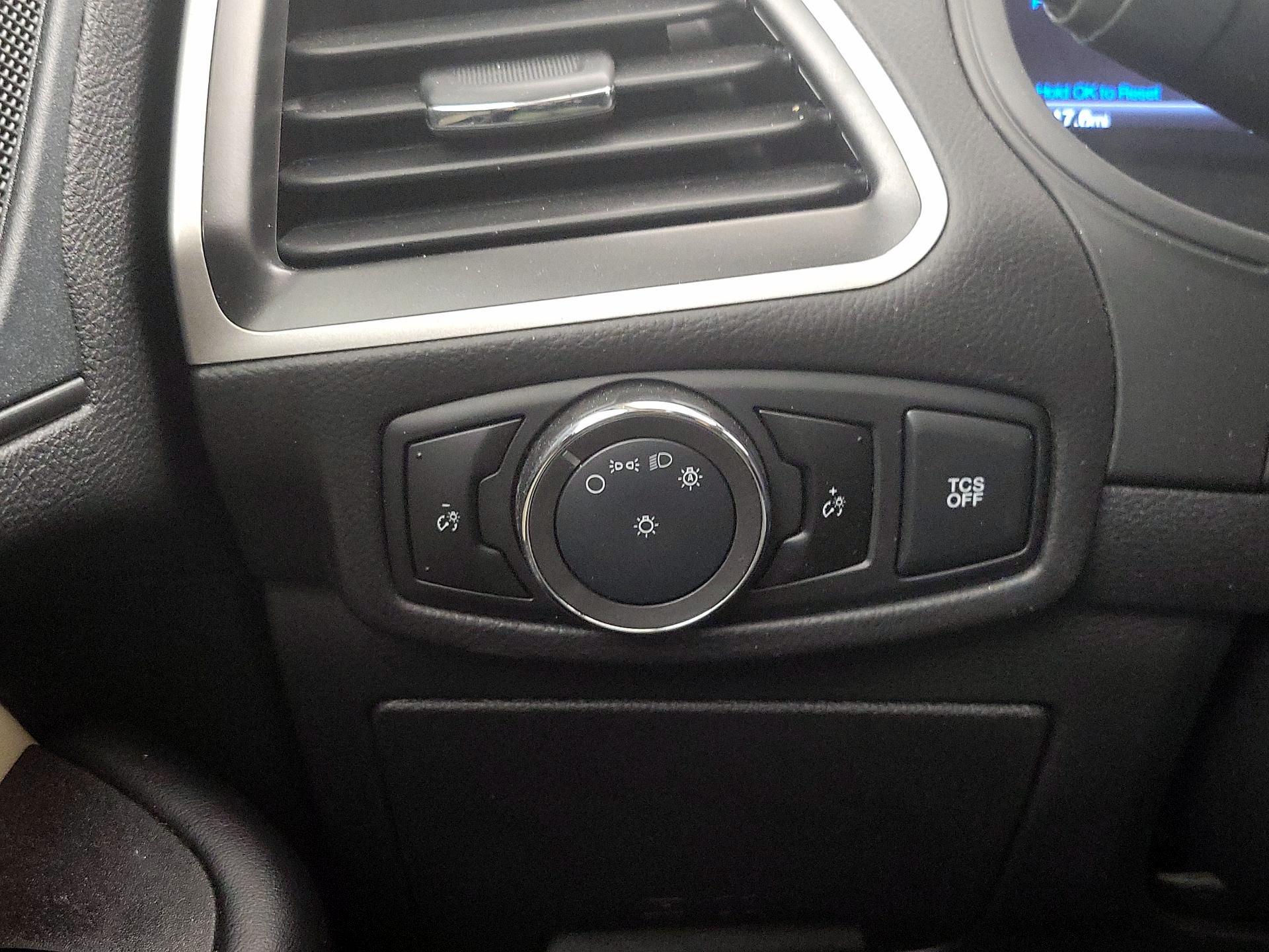 Thumbnail: 2024 Ford Edge - 13