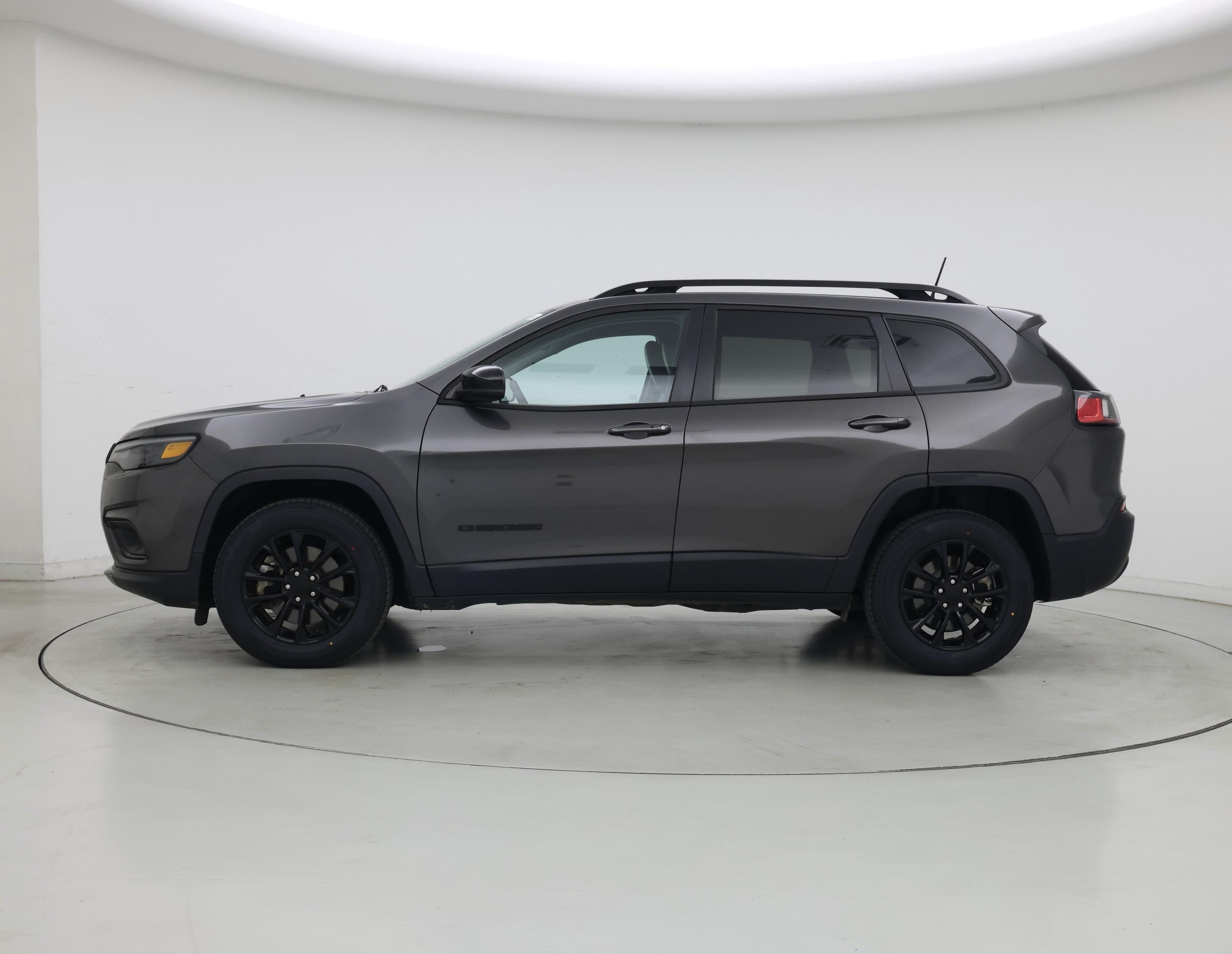 Thumbnail: 2023 Jeep Cherokee - 3