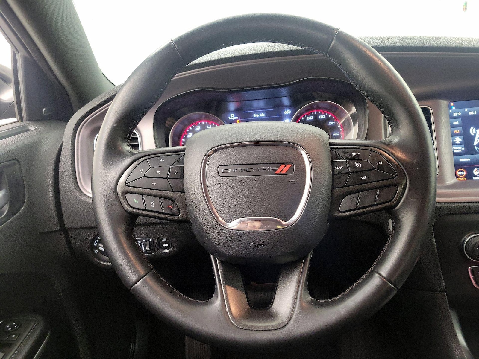 2023 Dodge Charger SXT - Photo 11