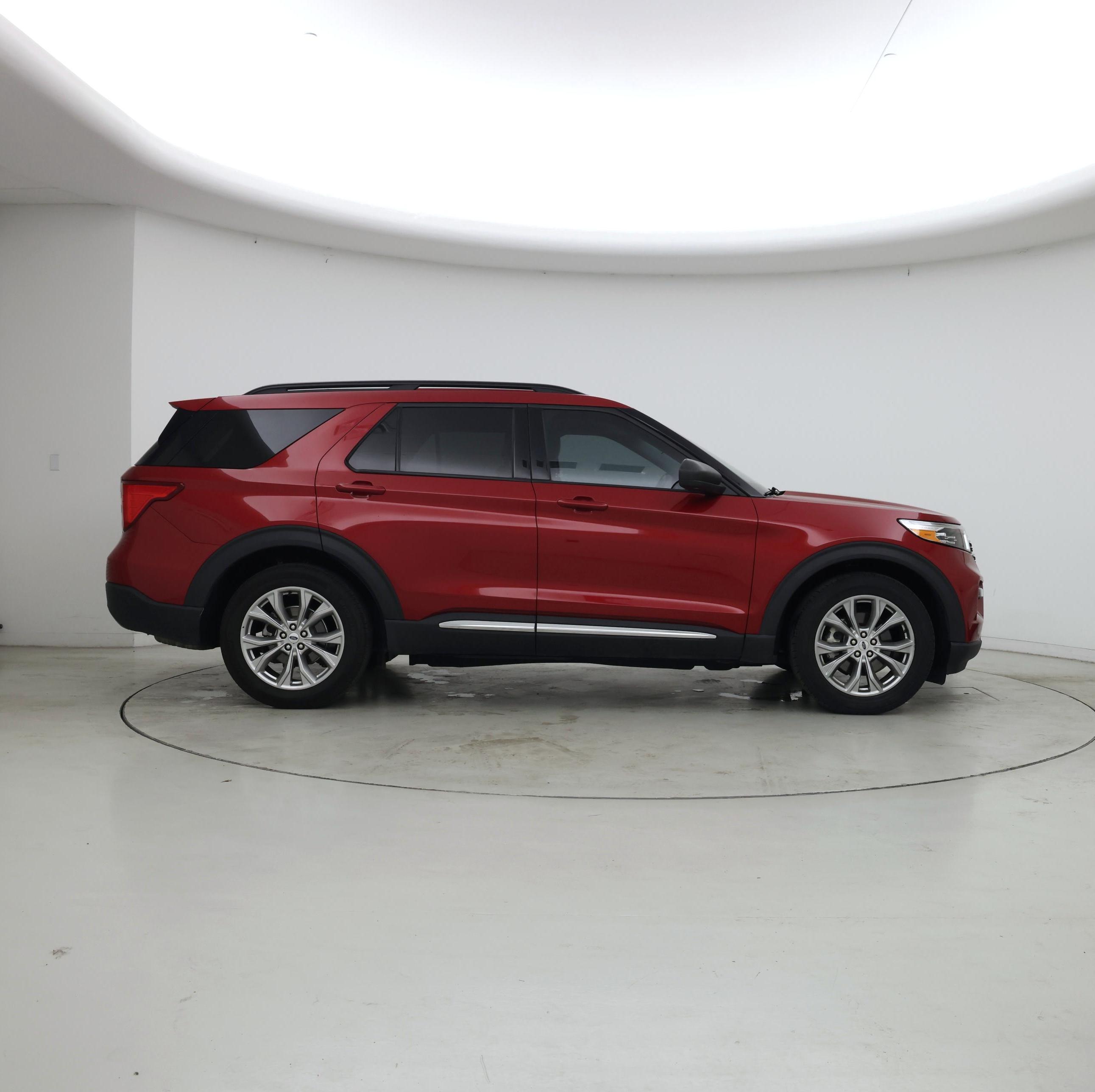 Thumbnail: 2023 Ford Explorer - 7