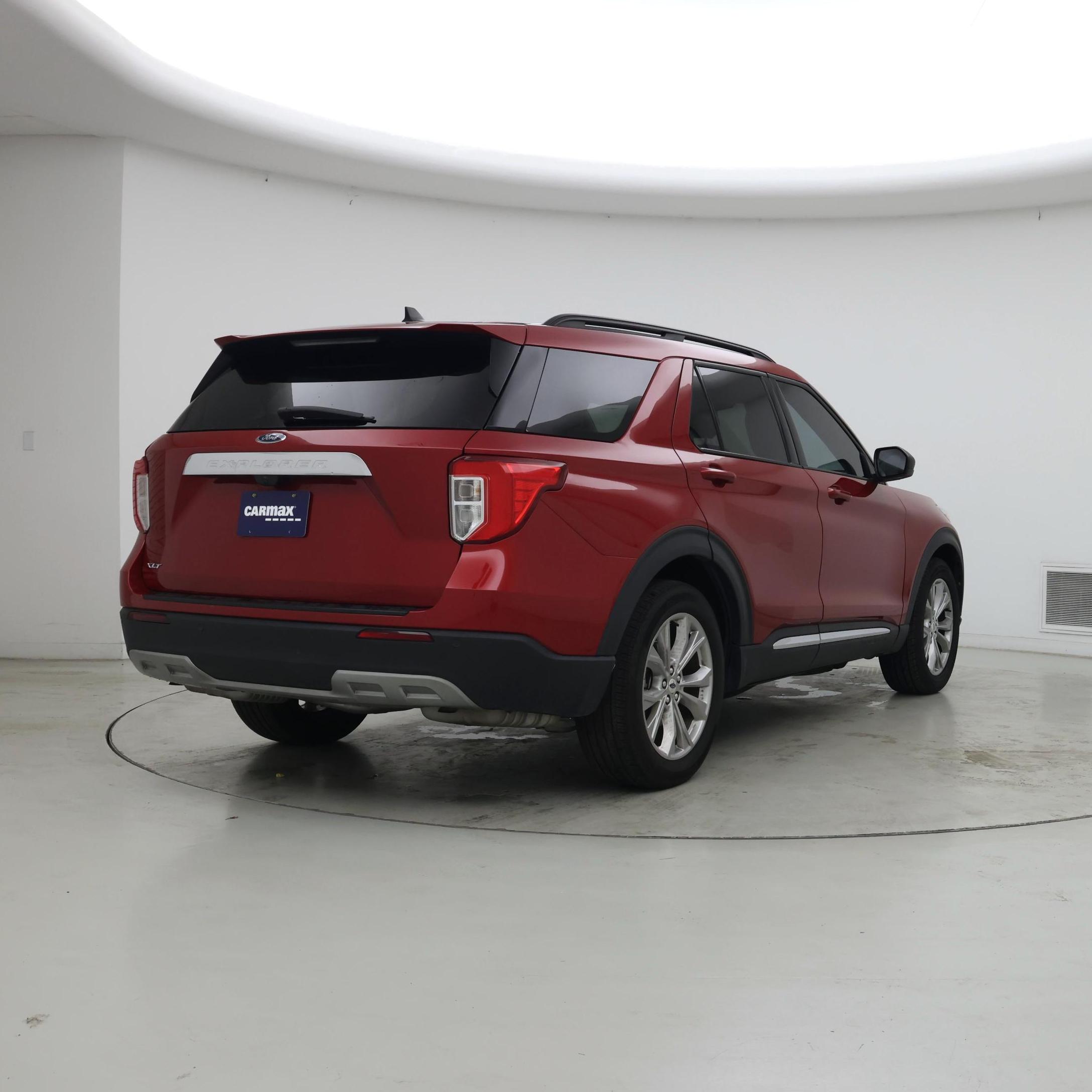 Thumbnail: 2023 Ford Explorer - 8