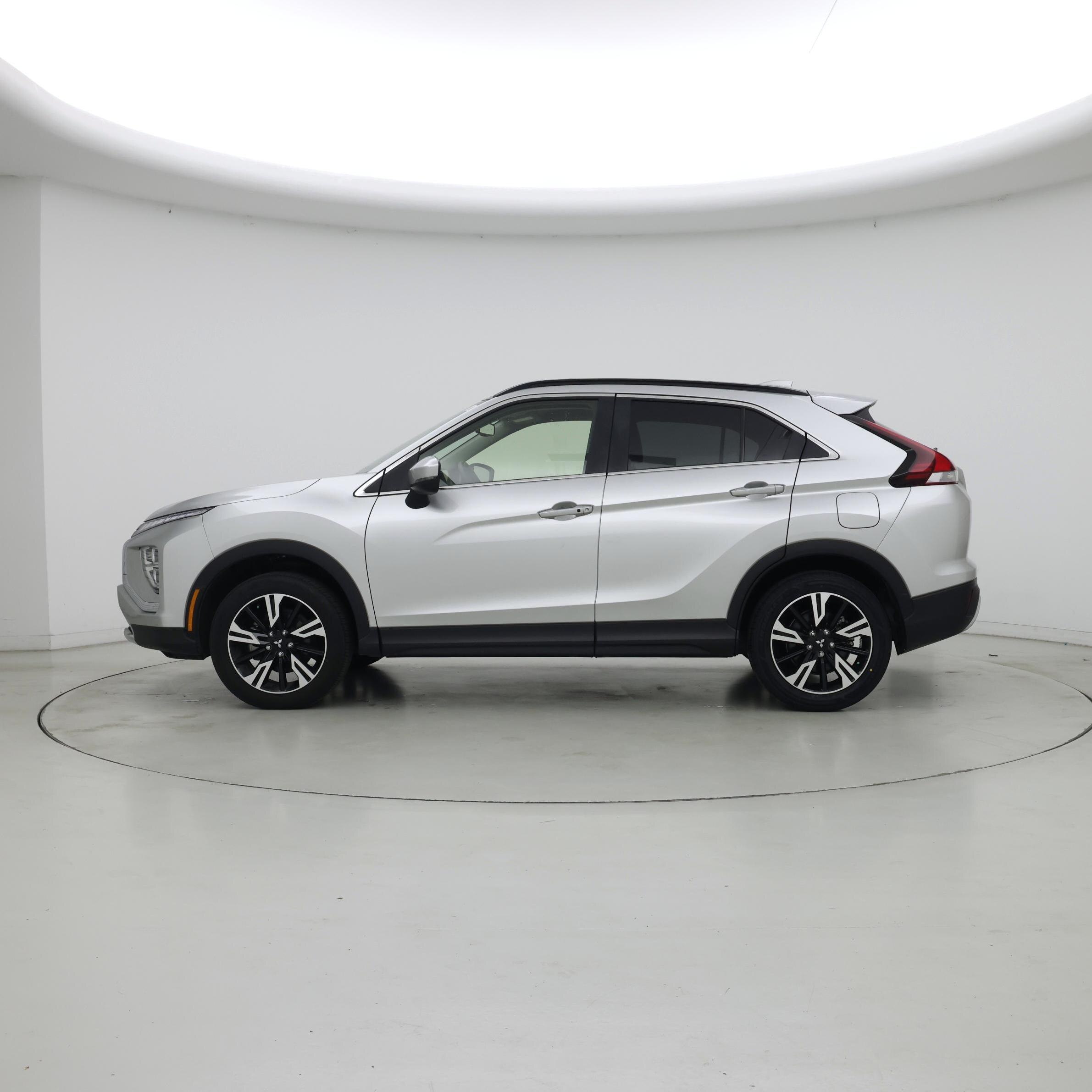 Thumbnail: 2024 Mitsubishi Eclipse Cross - 3