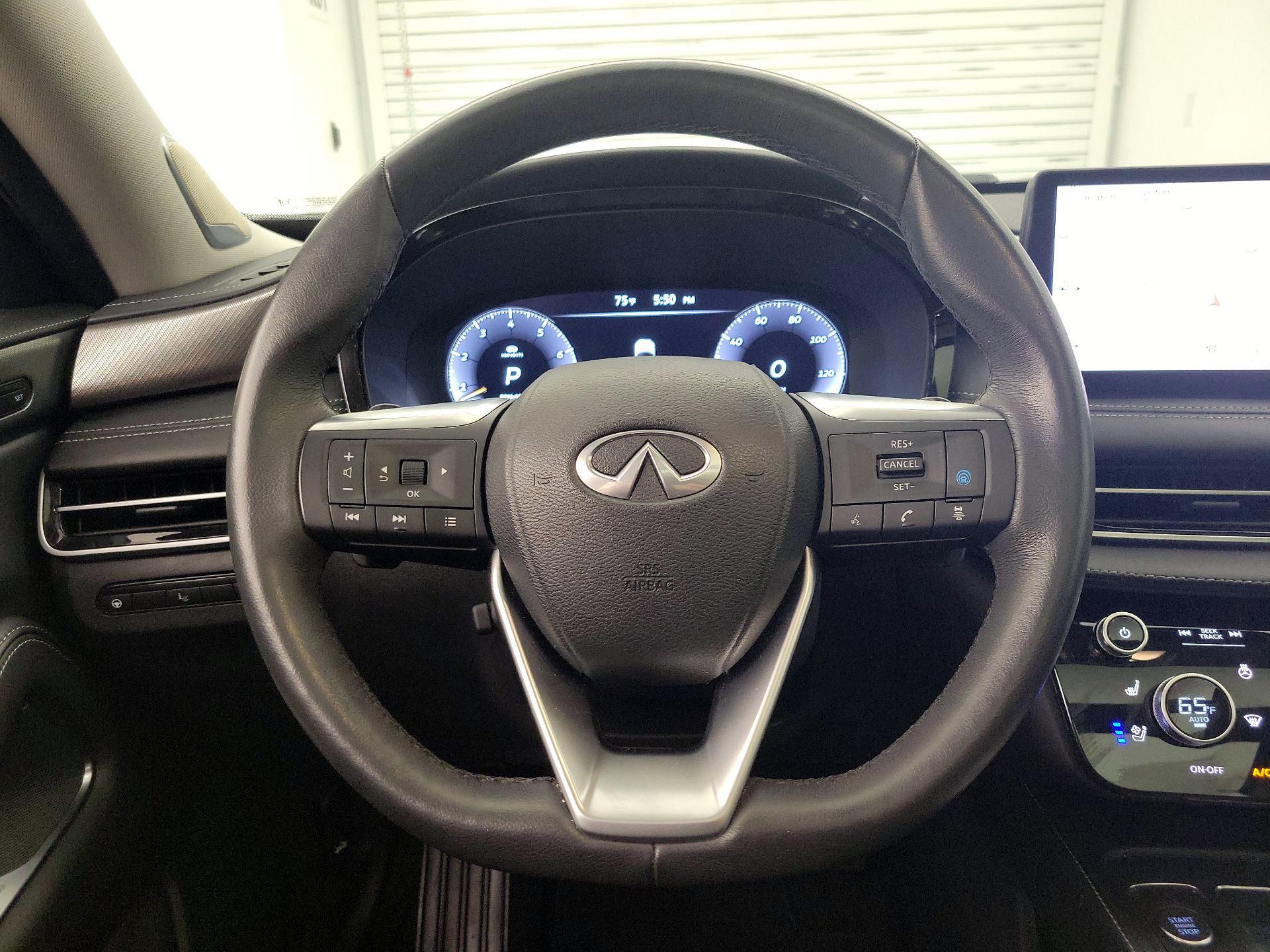 Thumbnail: 2023 INFINITI QX60 - 10
