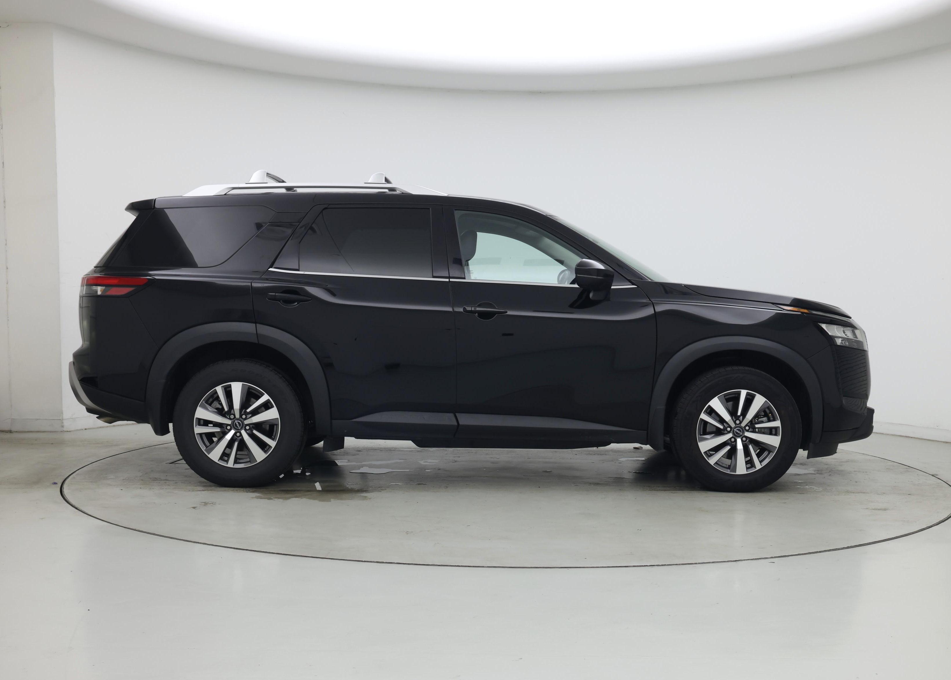 Thumbnail: 2023 Nissan Pathfinder - 7