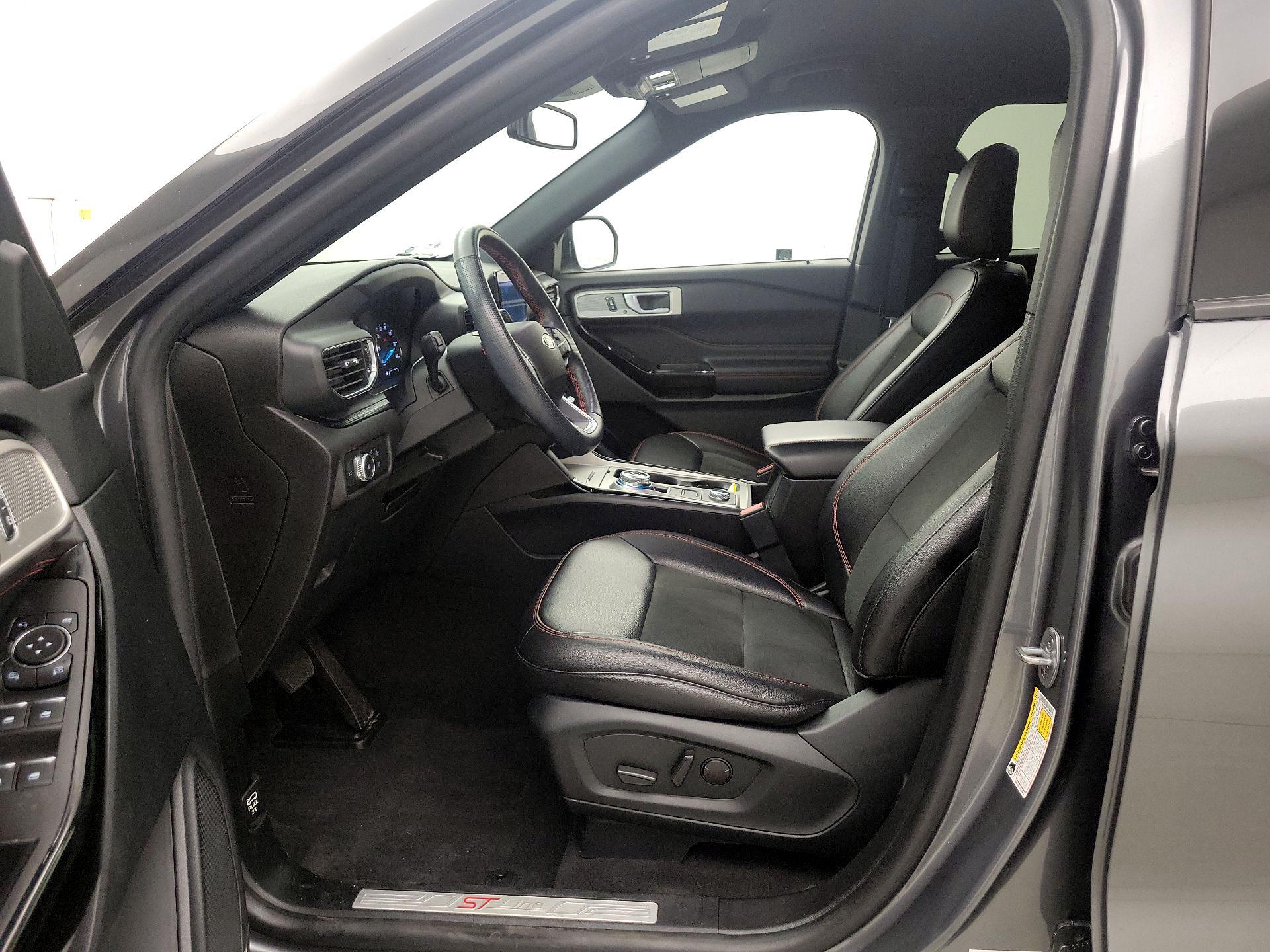 Thumbnail: 2022 Ford Explorer - 11