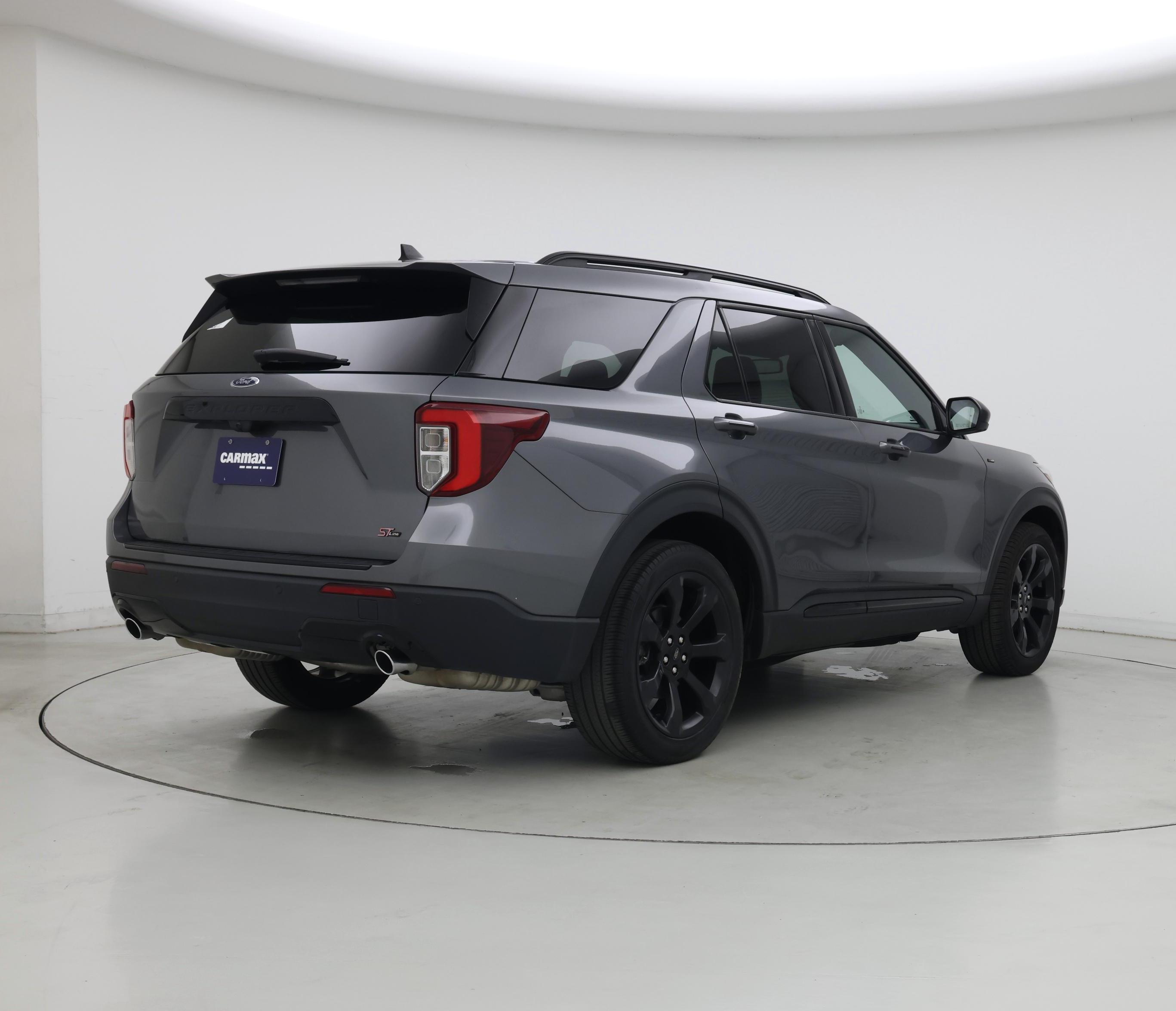 Thumbnail: 2022 Ford Explorer - 8
