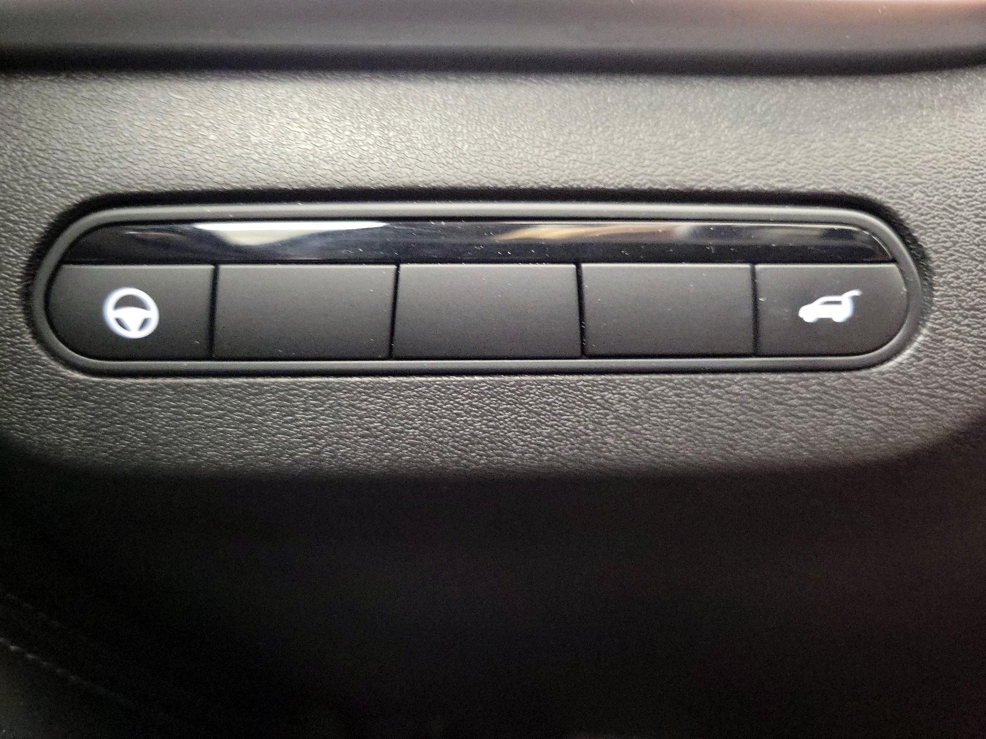 Thumbnail: 2023 INFINITI QX60 - 13