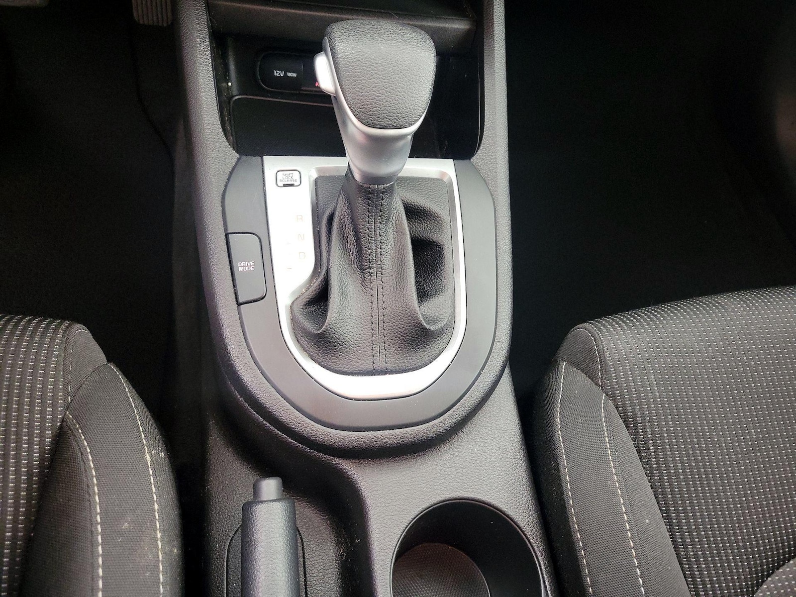 2021 Kia Forte LXS - Photo 18