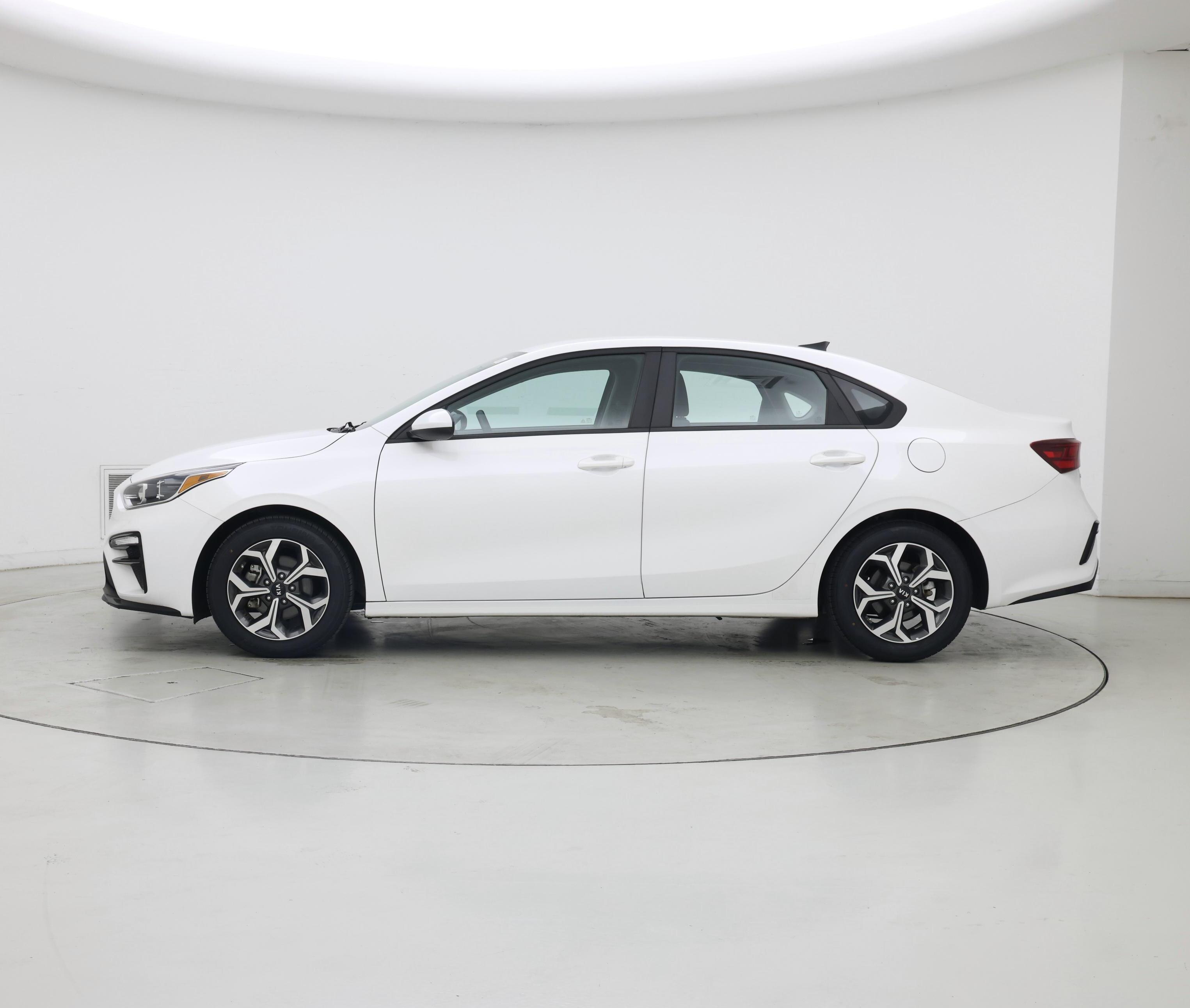 Thumbnail: 2021 Kia Forte - 3