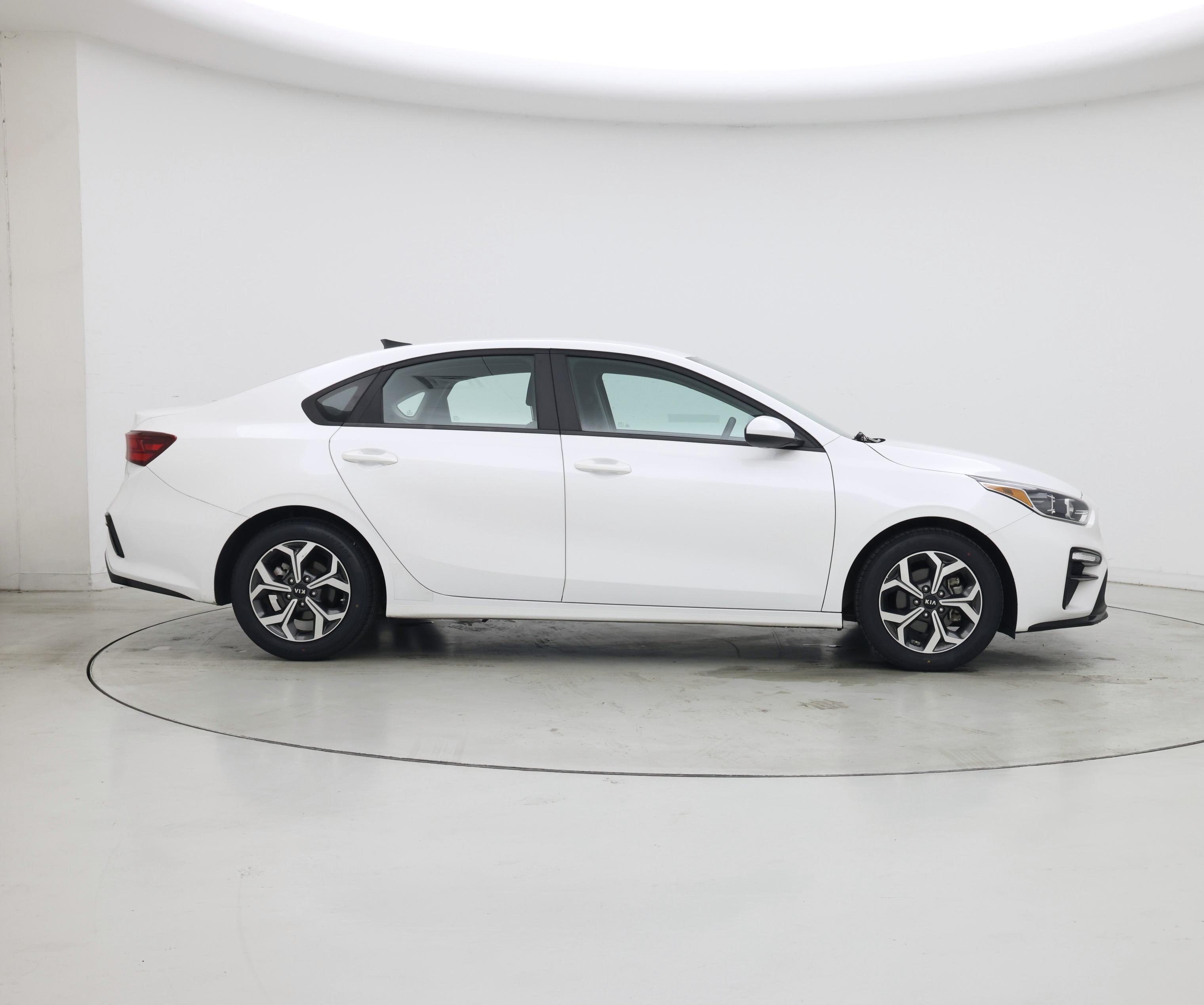 Thumbnail: 2021 Kia Forte - 7
