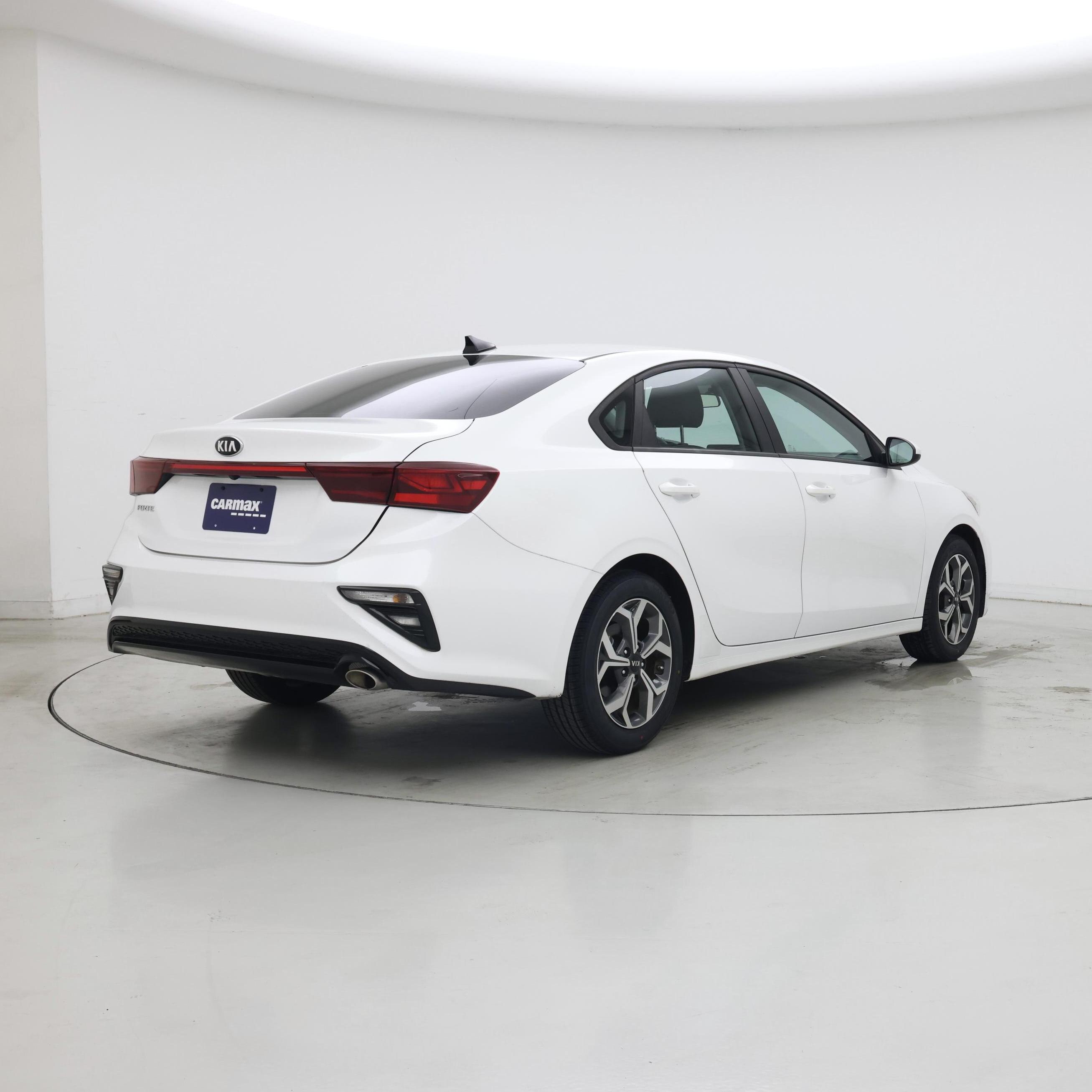 Thumbnail: 2021 Kia Forte - 8
