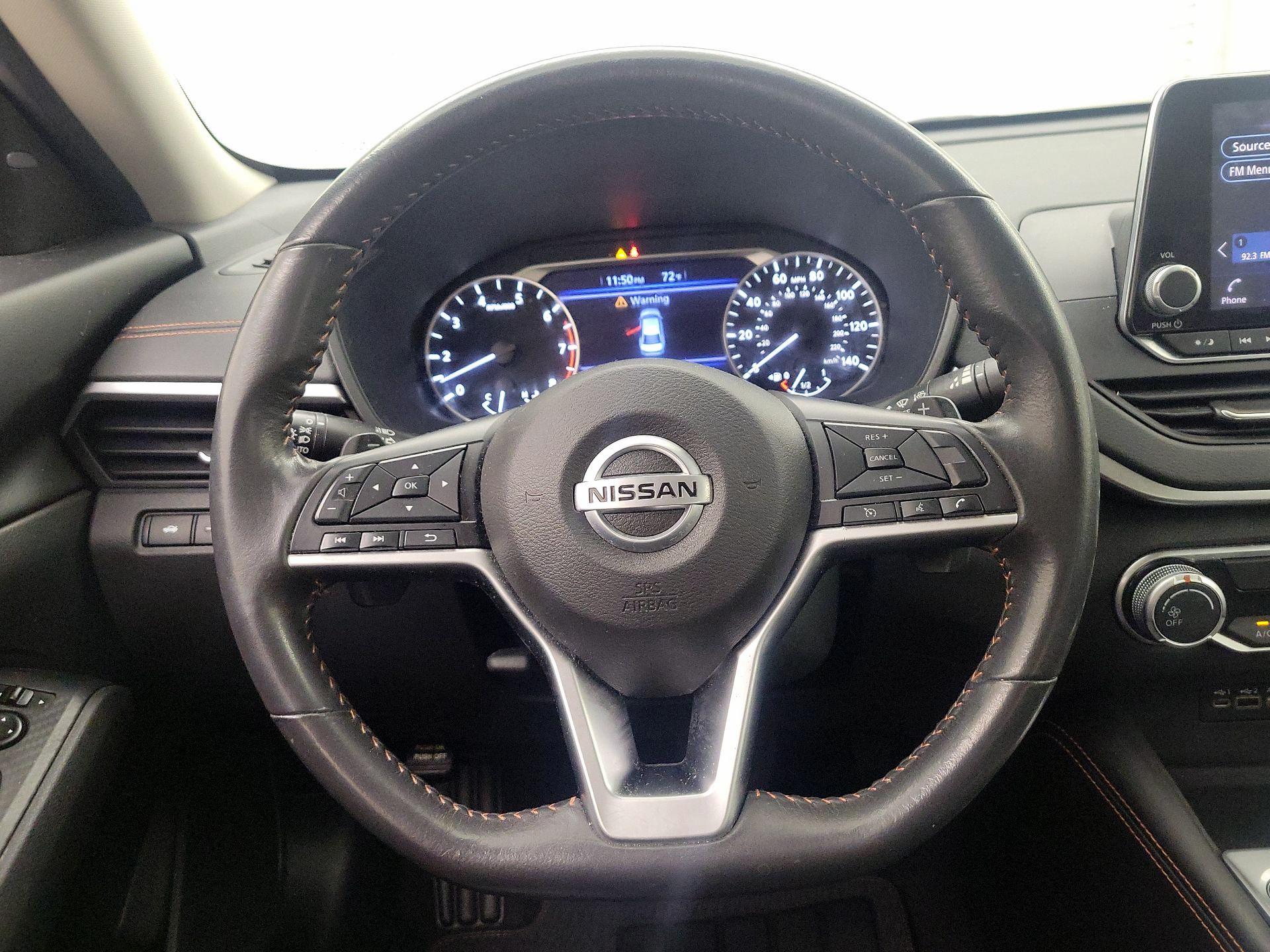 Thumbnail: 2022 Nissan Altima - 10